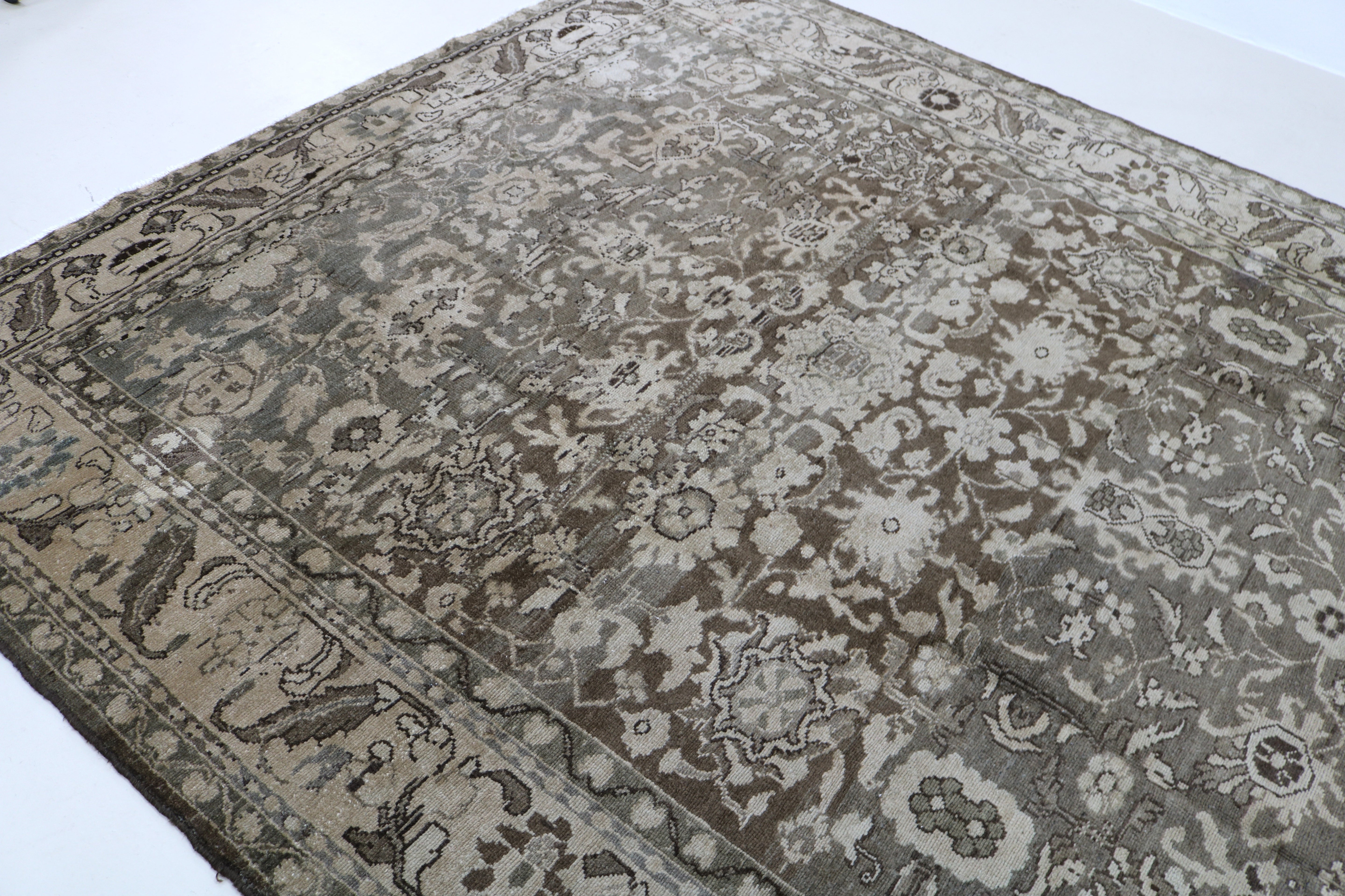 Persian Malayer Carpet, 325 × 210 cm, Circa 1940