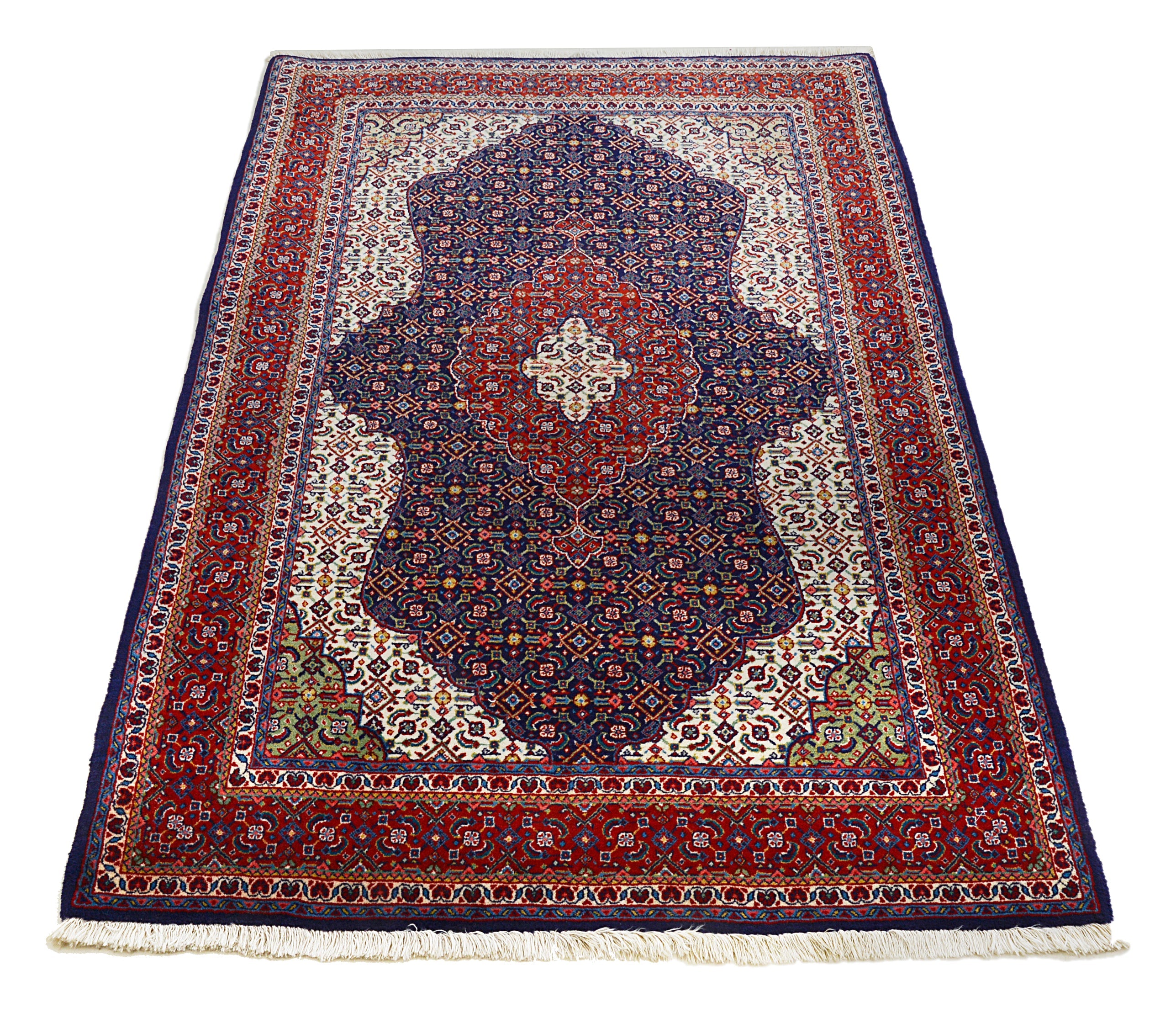 Full view of vintage Persian Sarouk rug 167x107 cm handwoven in Iran, circa 1950