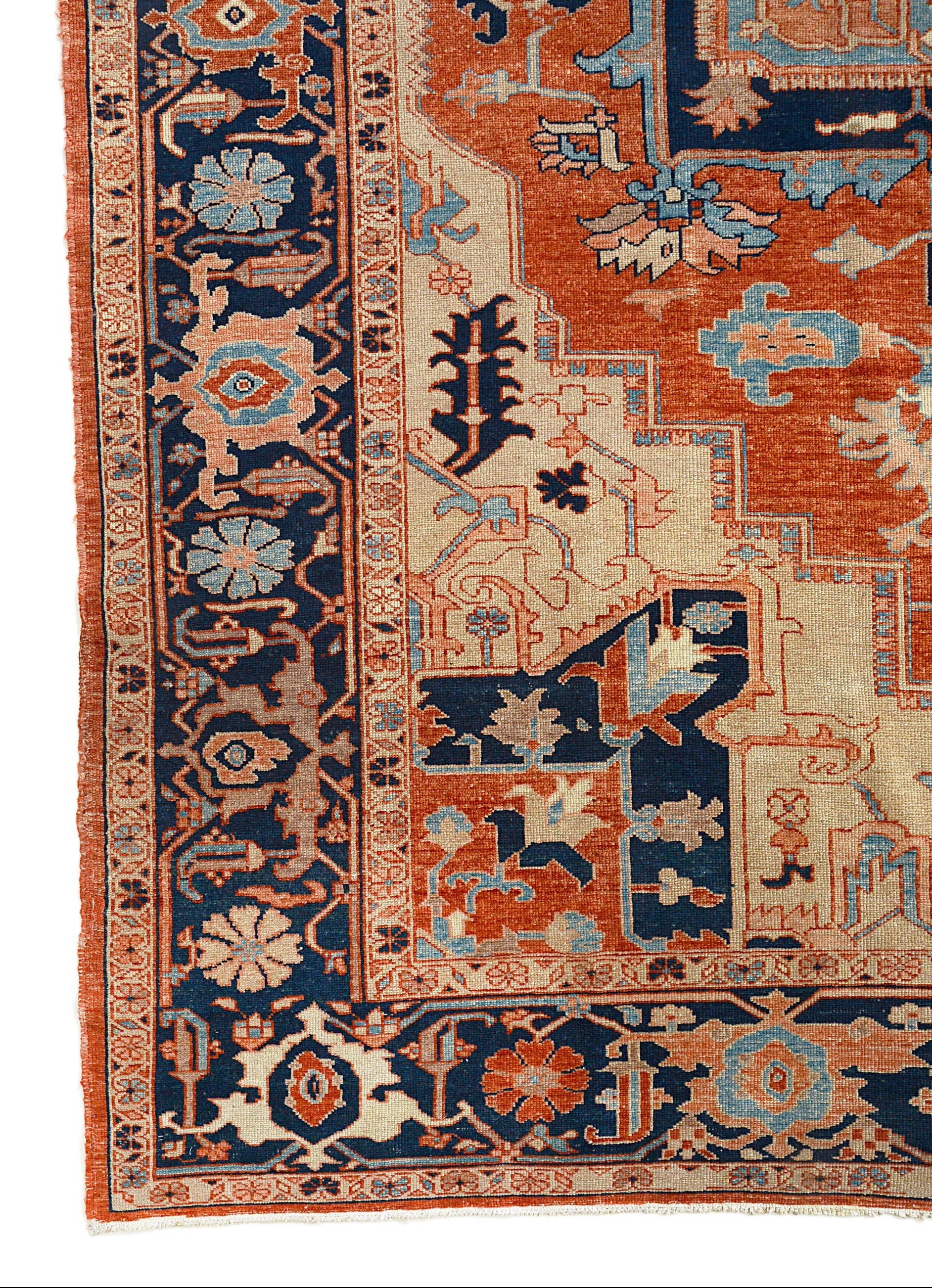 Vintage Persian Heriz Serapi carpet with central medallion, 355 × 271 cm