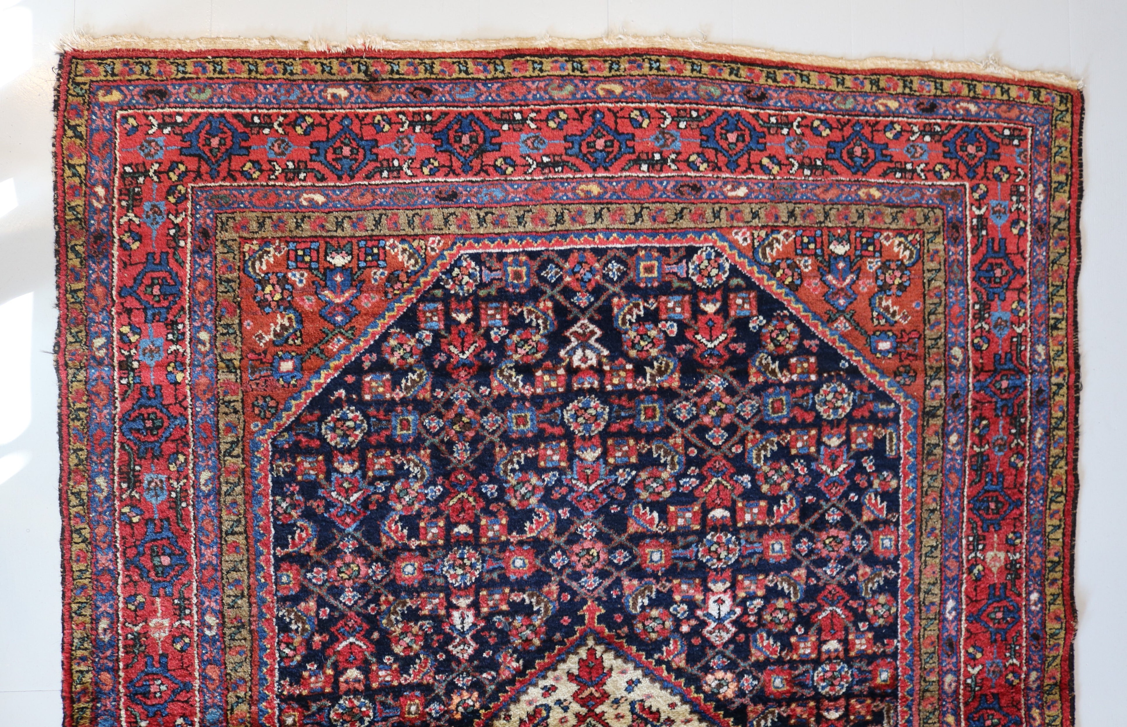 Fine Antique Persian Hamadan Rug, 144 × 200 cm, Circa 1920