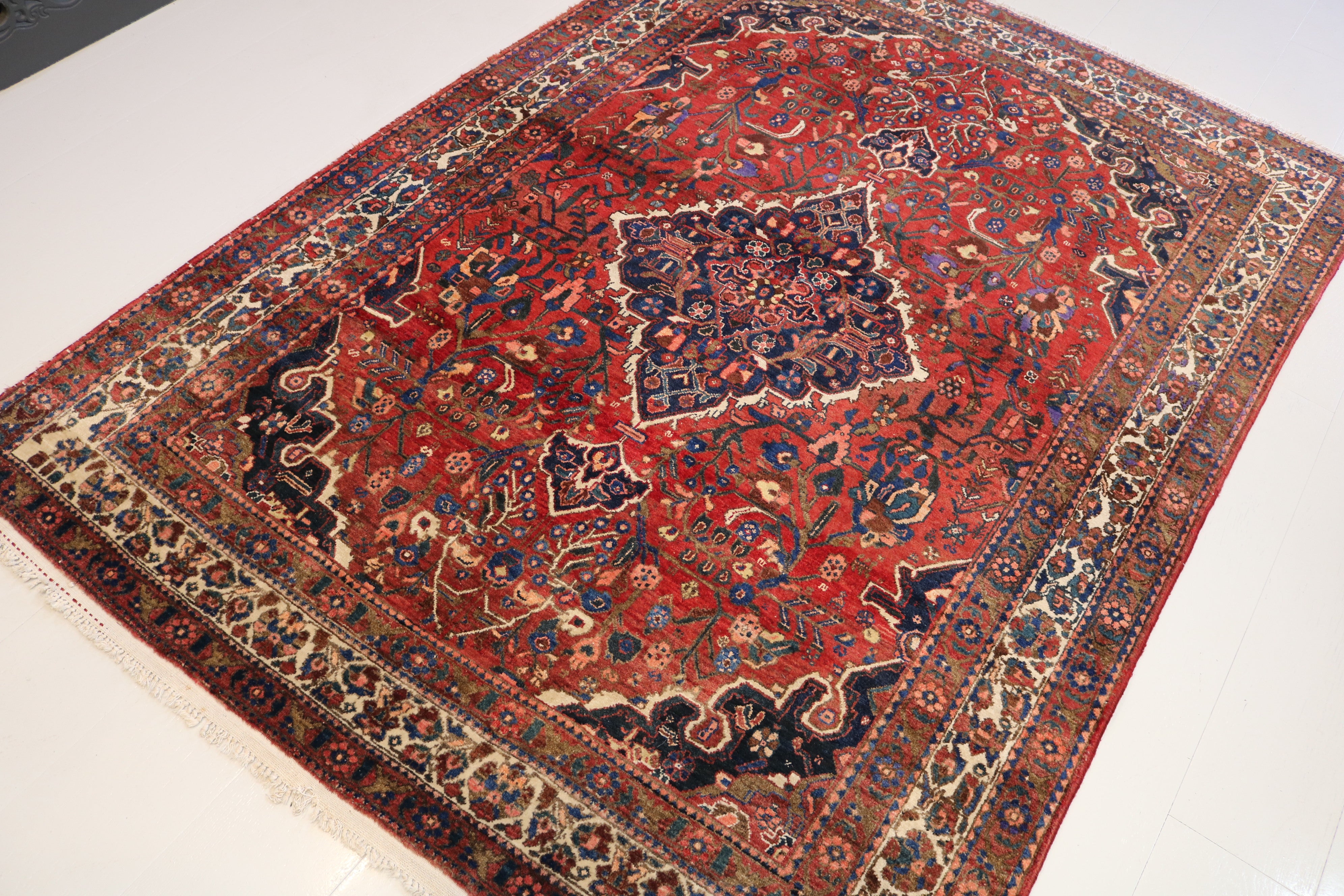 Antique Persian Abadeh Rug, 207 × 148 cm, Circa 1920