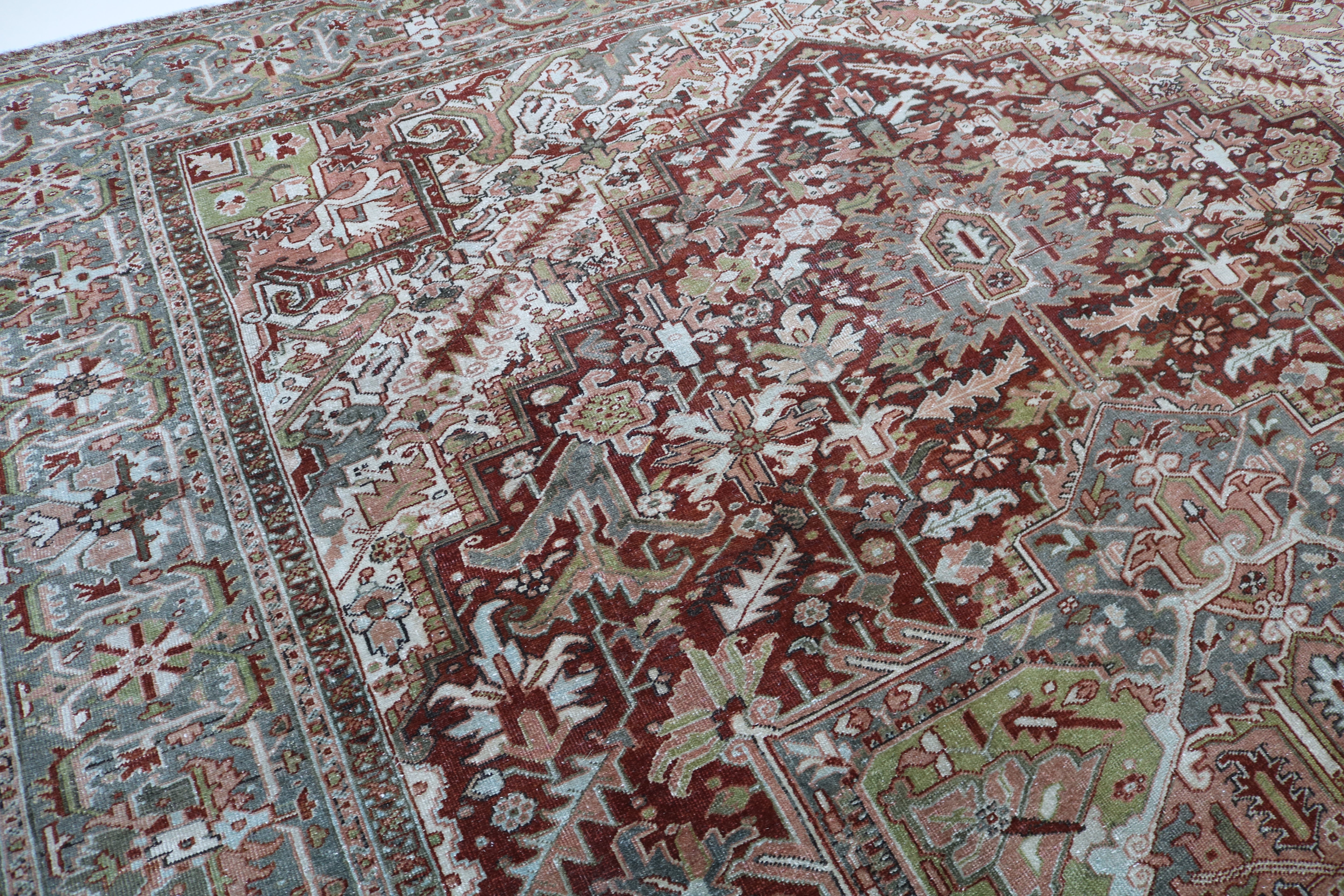 Antique Persian Heriz Carpet, 403 × 292 cm, Circa 1930