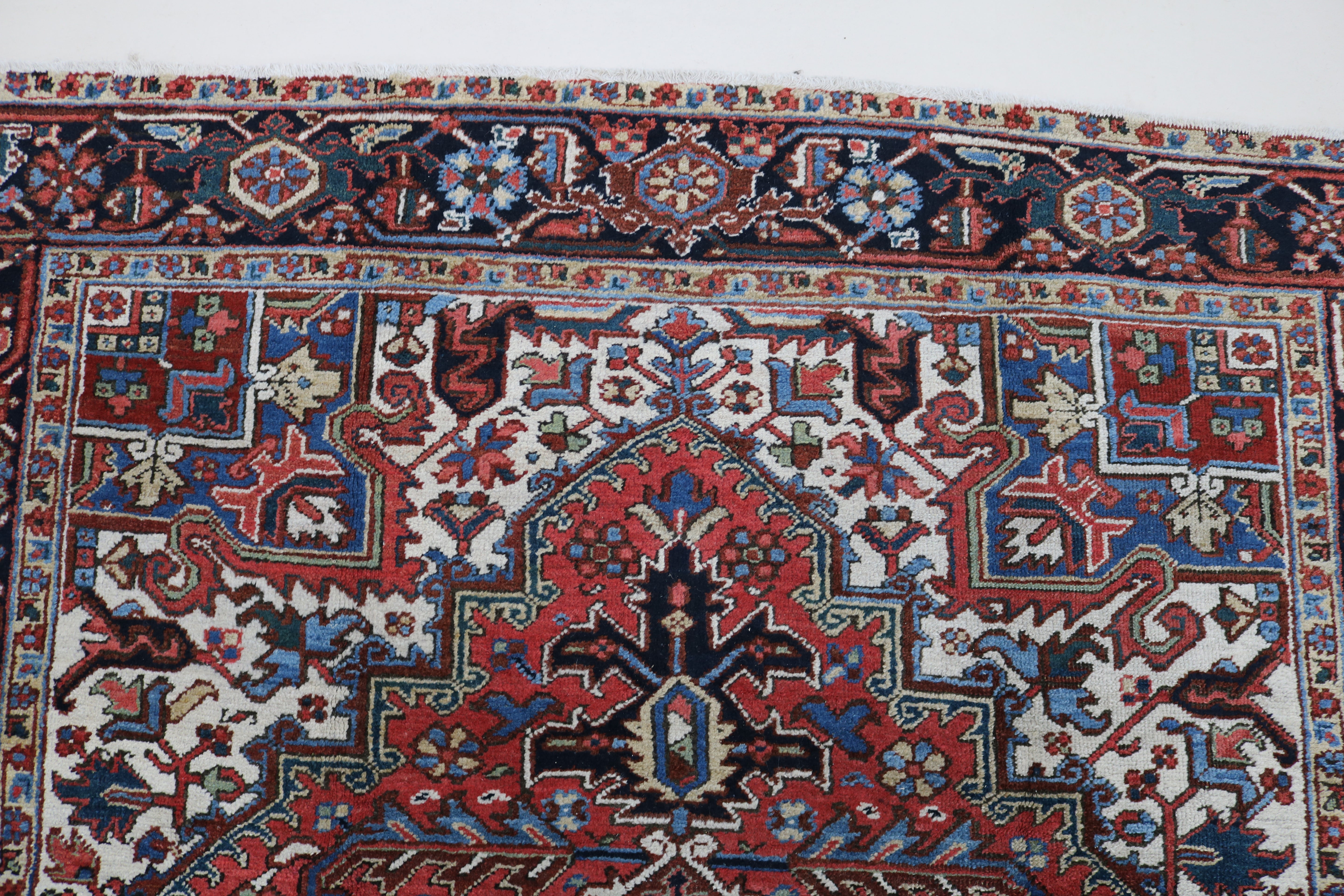 Antique Persian Heriz Carpet, 290 × 215 cm, Circa 1930