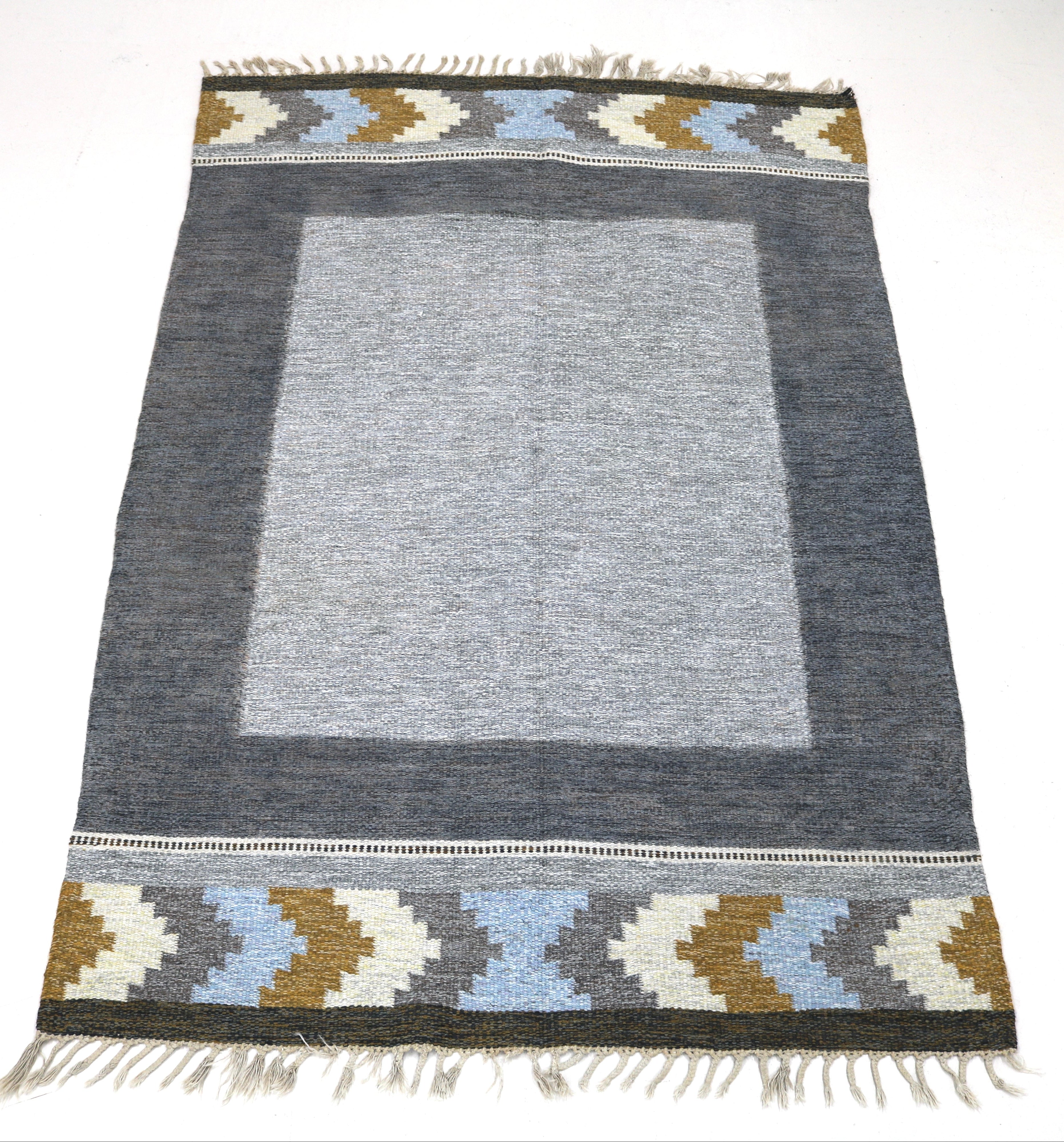 Vintage Swedish Kilim Rug, 235x161 cm (circa 1950s–1960s)