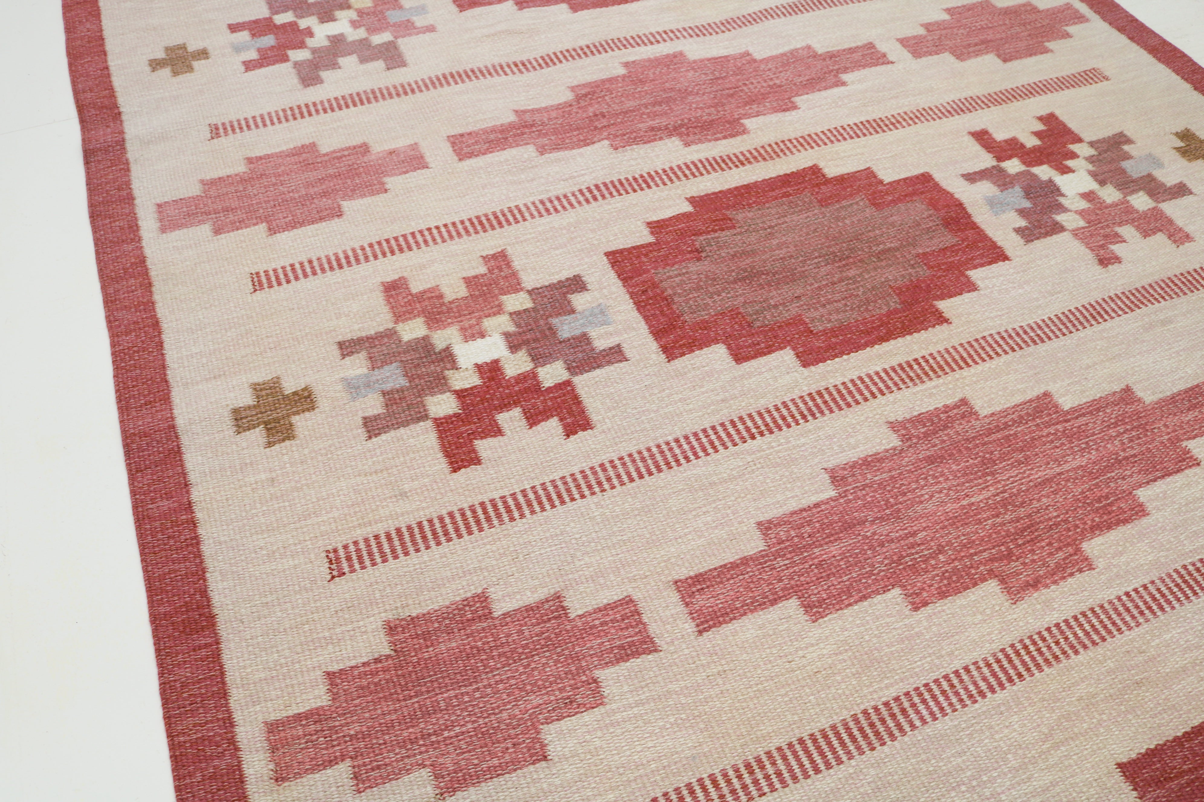 Vintage Swedish kilim rug 283 × 192 cm, handwoven wool flatweave with geometric Scandinavian design 9