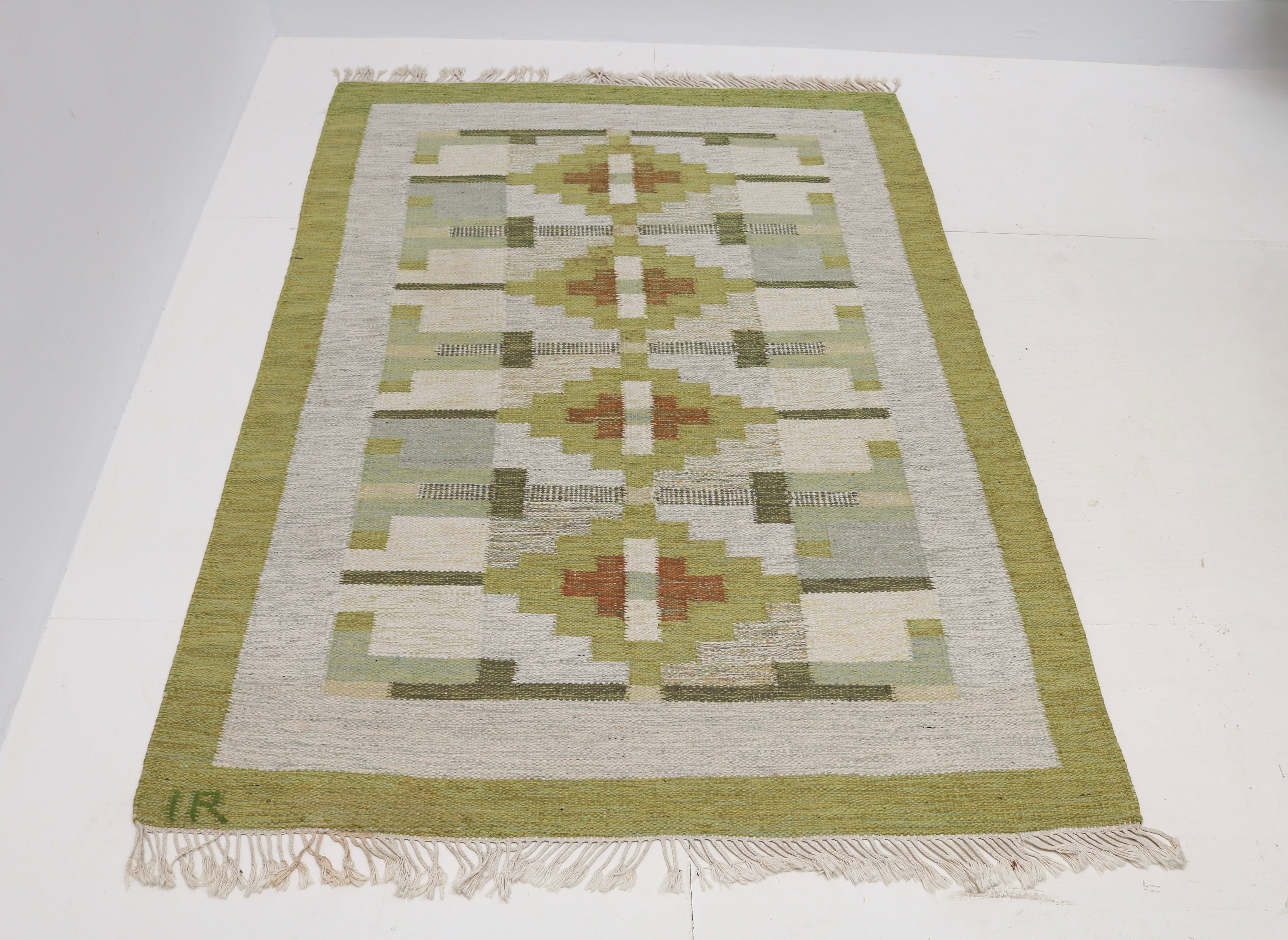 Vintage Swedish kilim rug 231 × 169 cm in olive green and ivory