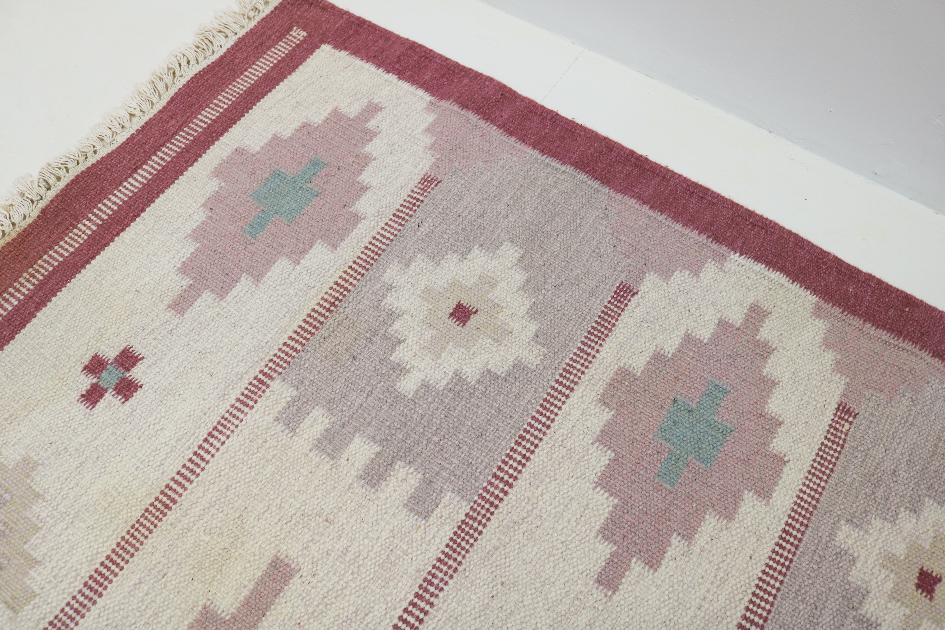 Vintage Swedish kilim rug 188 × 137 cm, handwoven wool Scandinavian flatweave 6