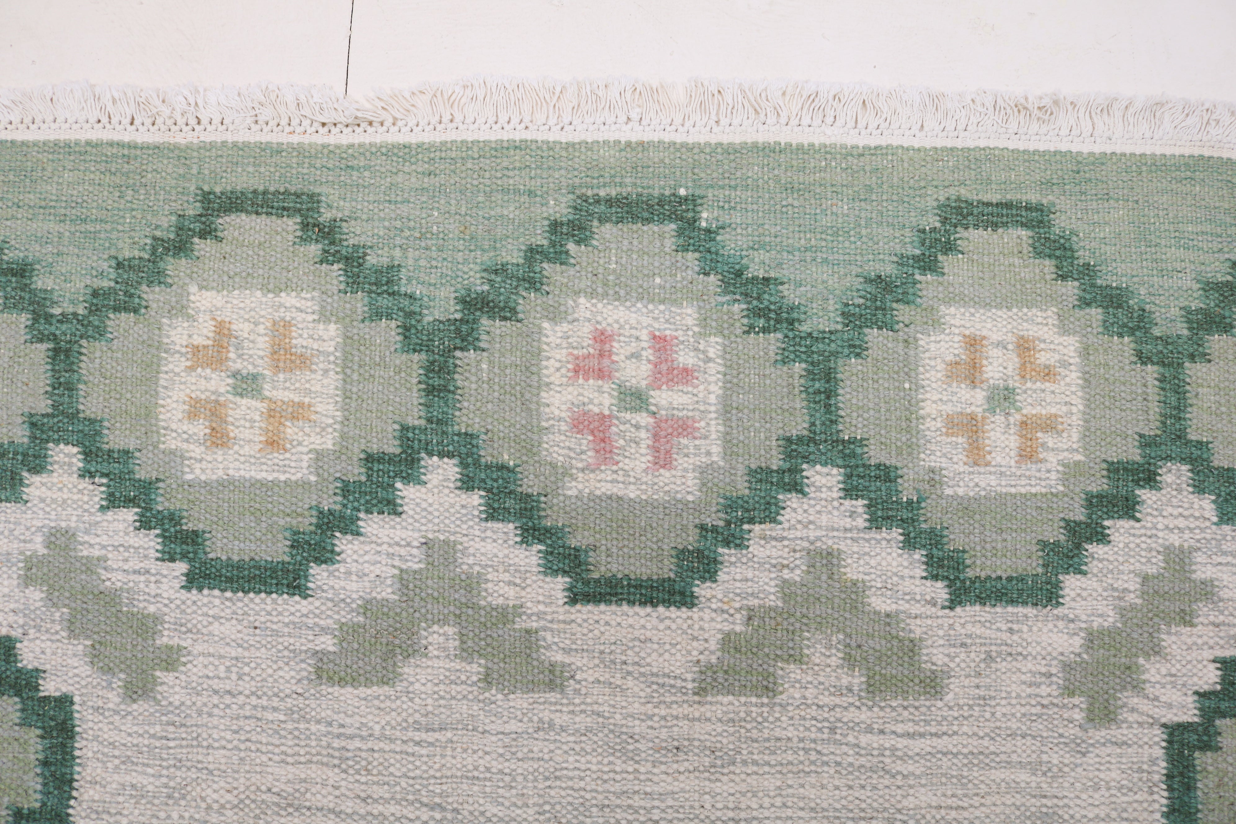 Vintage Swedish kilim rug 188 × 137 cm, handwoven wool Scandinavian flatweave 10