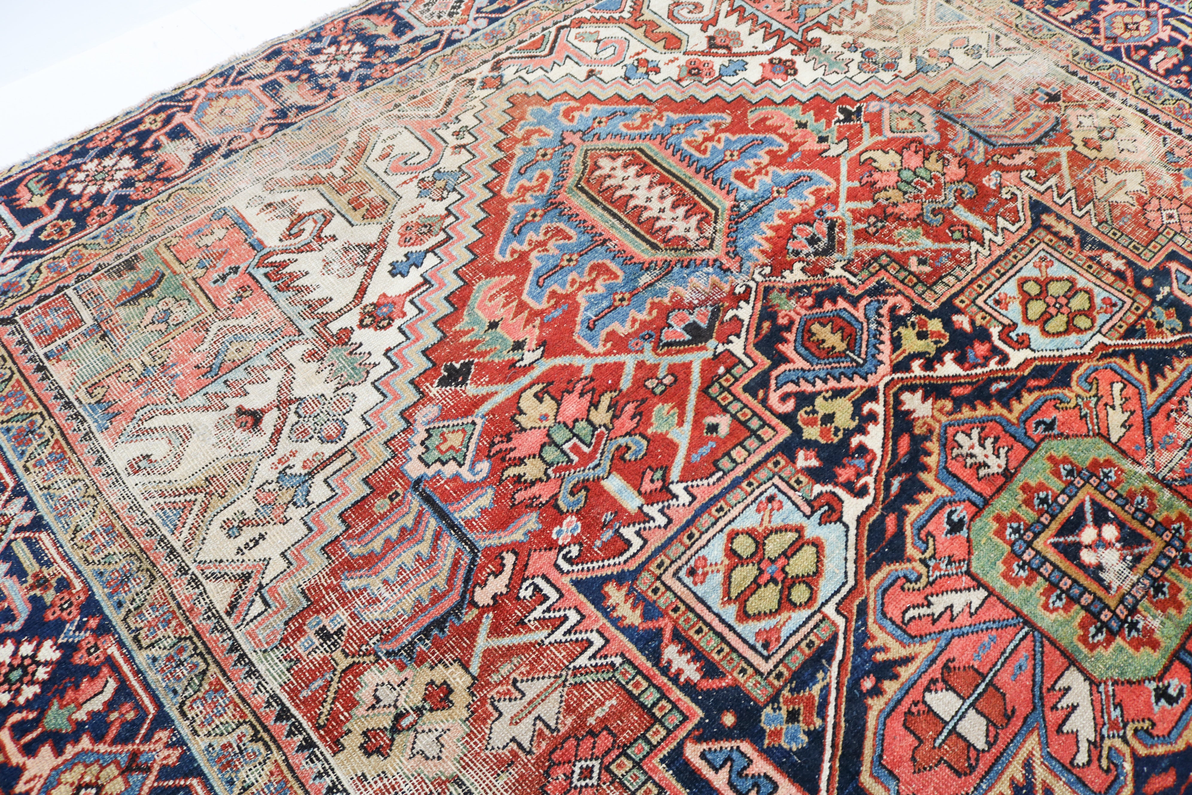 Antique Persian Heriz rug 335 × 266 cm, hand-knotted in wool, circa 1910