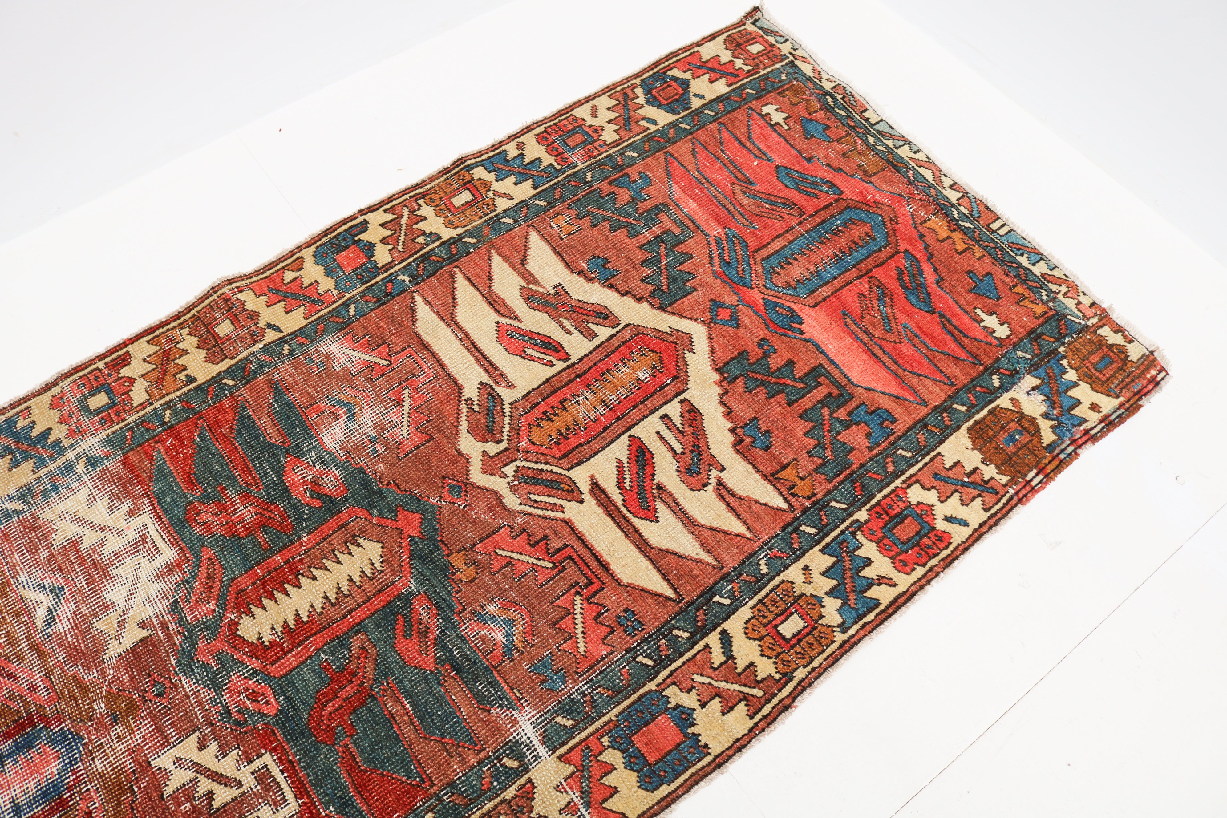 Antique Persian Bakhshayesh Runner 311 × 80 cm circa 1890