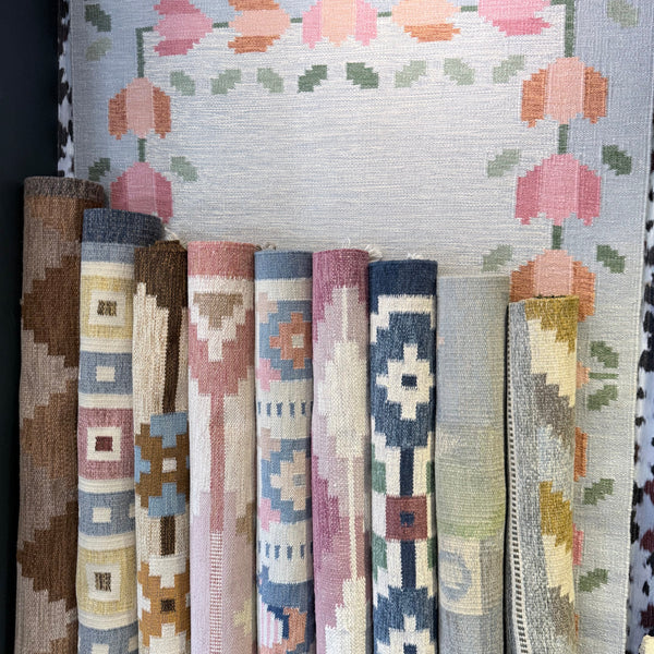 Vintage Swedish Rugs for sale UK| Röllakan & Scandinavian Flatweaves