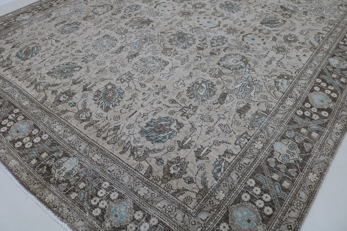 Decorative Tabriz Carpet