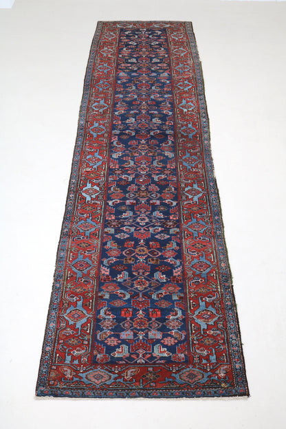 Antique Malayer Rnner