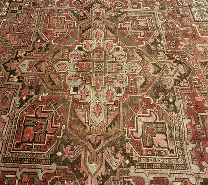 Antique Persian Heriz Carpet, 378 × 287 cm, Circa 1930