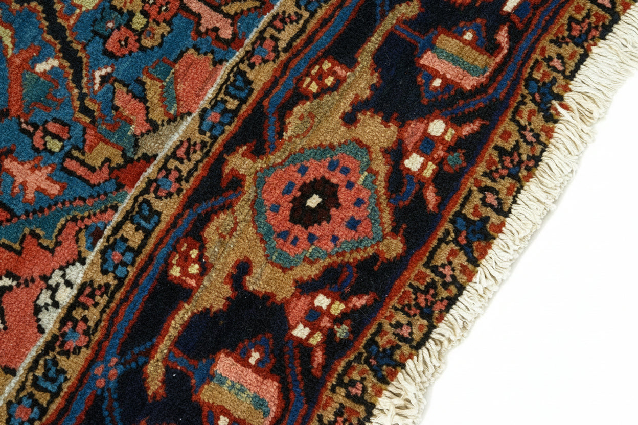 Antique Persian Heriz Carpet, 280 × 216 cm, Circa 1900
