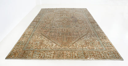 Antique Persian Heriz Carpet, 367 × 247 cm, Circa 1930