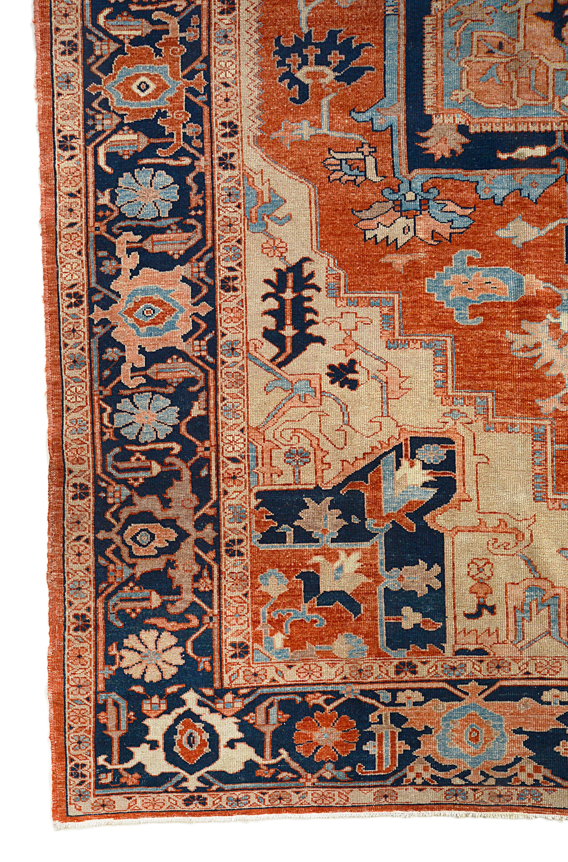 Vintage Persian Heriz Serapi carpet with central medallion, 355 × 271 cm