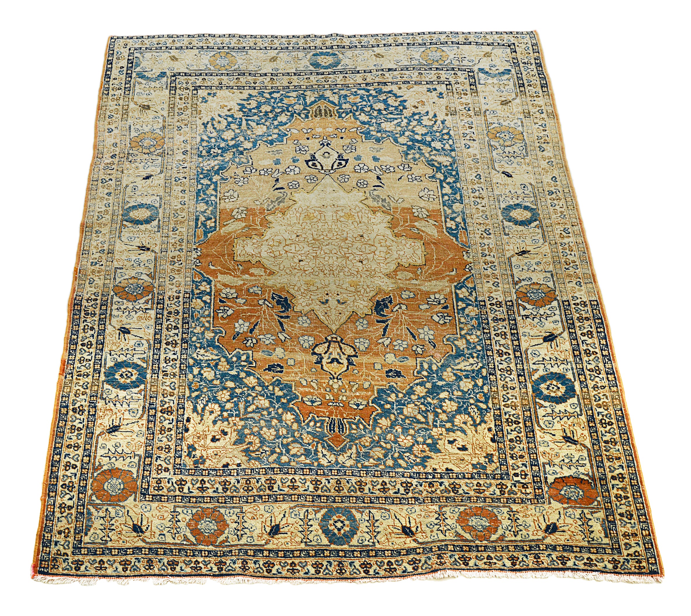 Antique Persian Tabriz rug woven circa 1900, measuring 157 x 122 cm