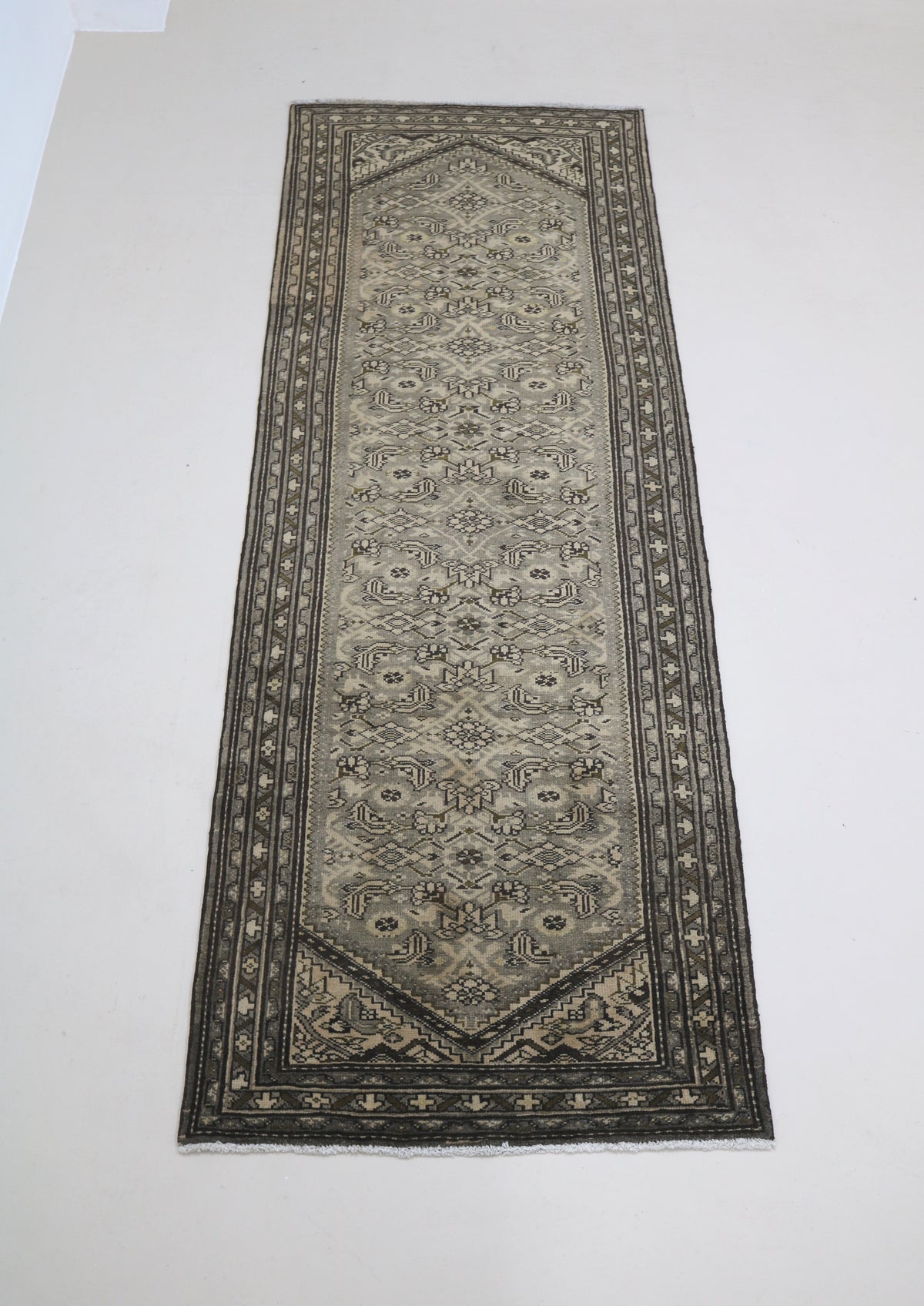 Full view of vintage Persian Malayer runner with finely drawn Herati design

