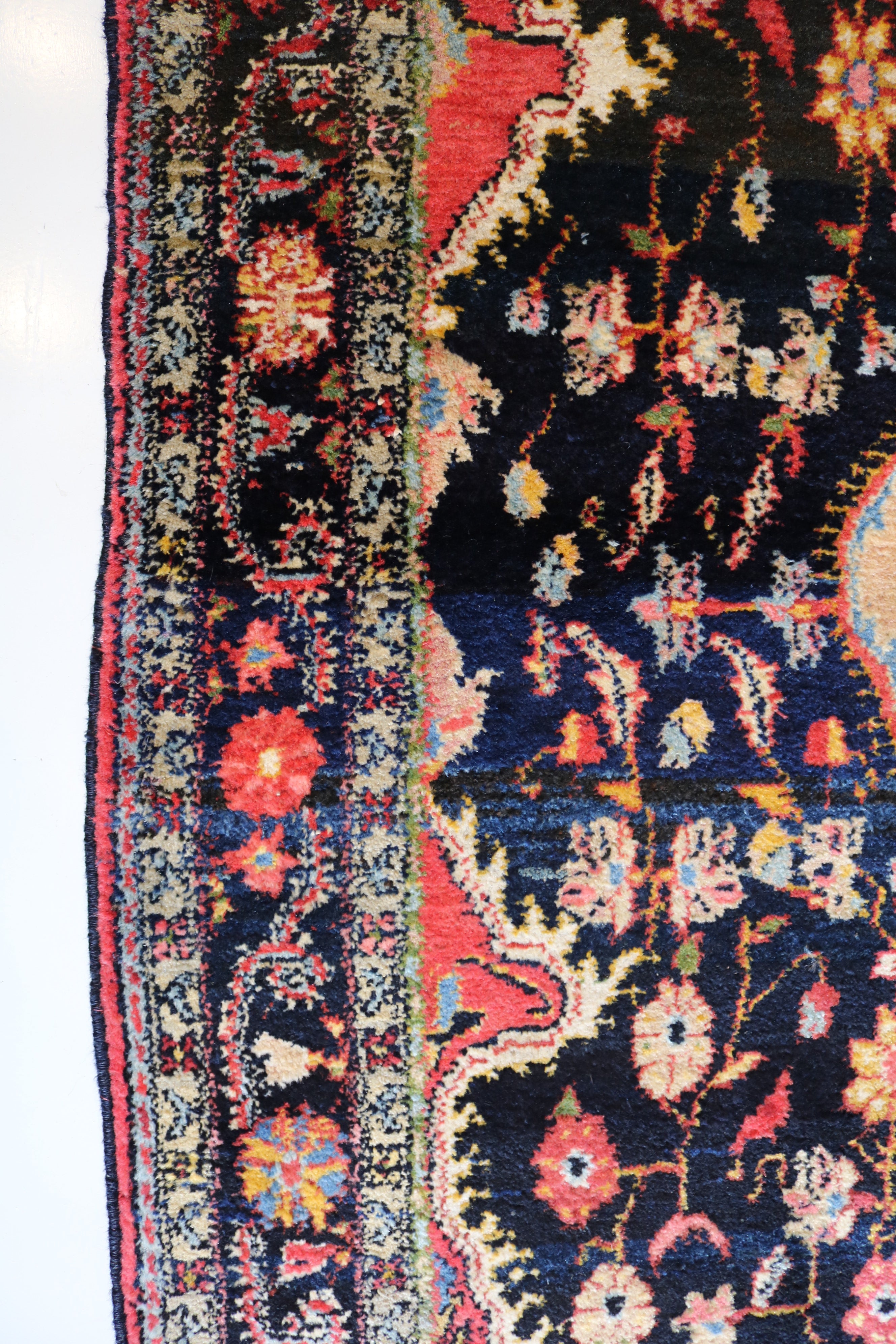 Antique Persian Jozan Rug, 191 × 131 cm, Circa 1920