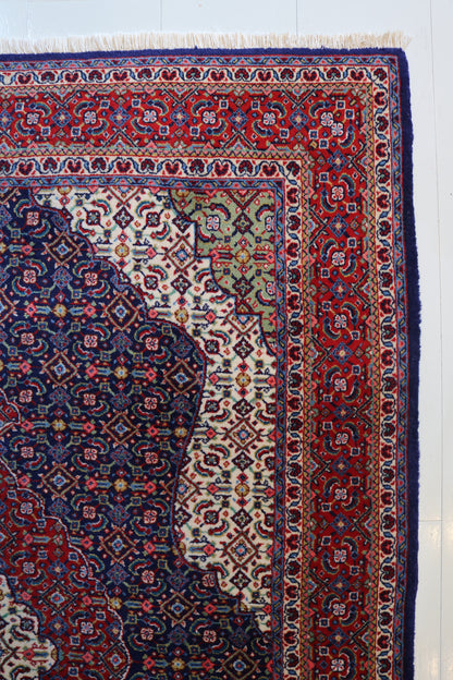 Fine Saruk Rug