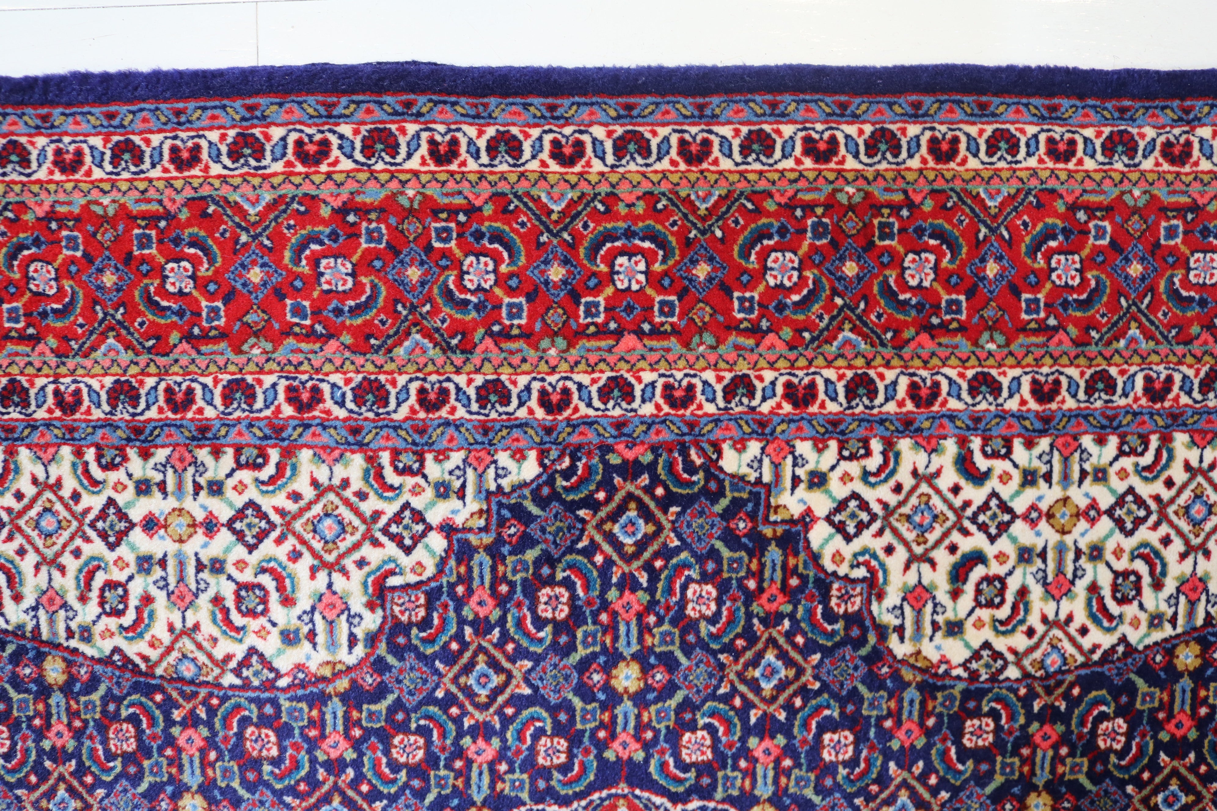 Fine Persian Saruk Rug, 162 × 107 cm, Circa 1940