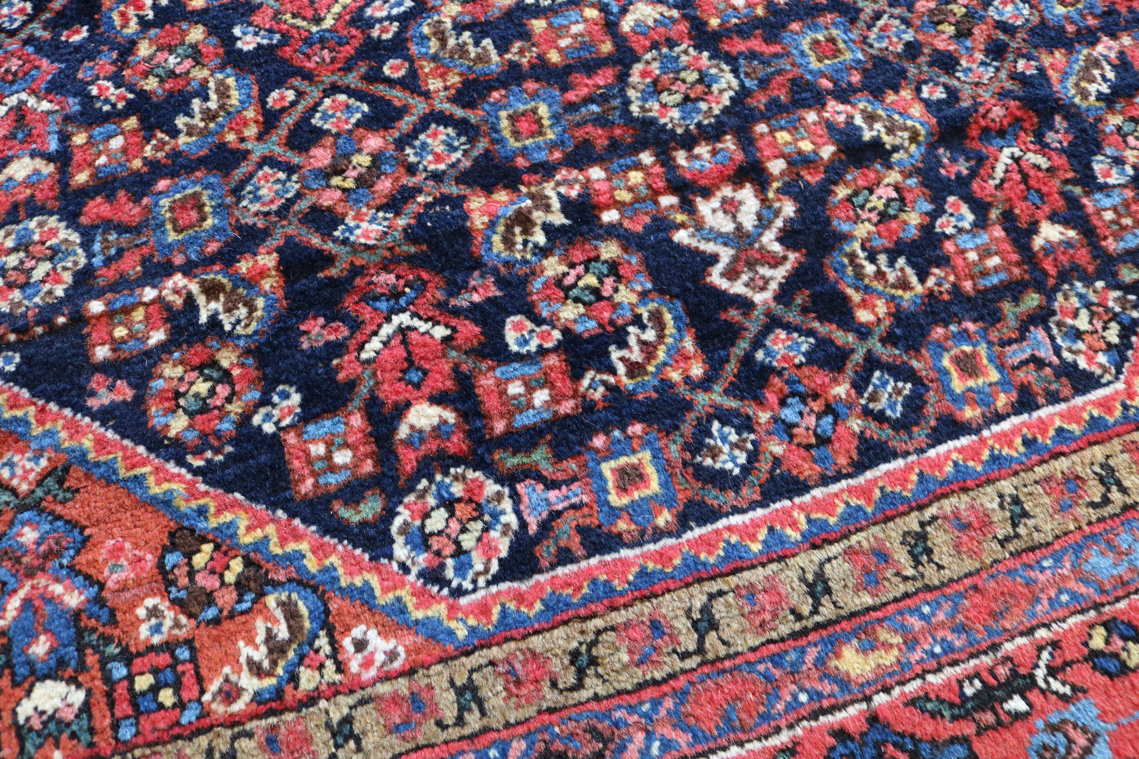 Fine Antique Persian Hamadan Rug, 144 × 200 cm, Circa 1920