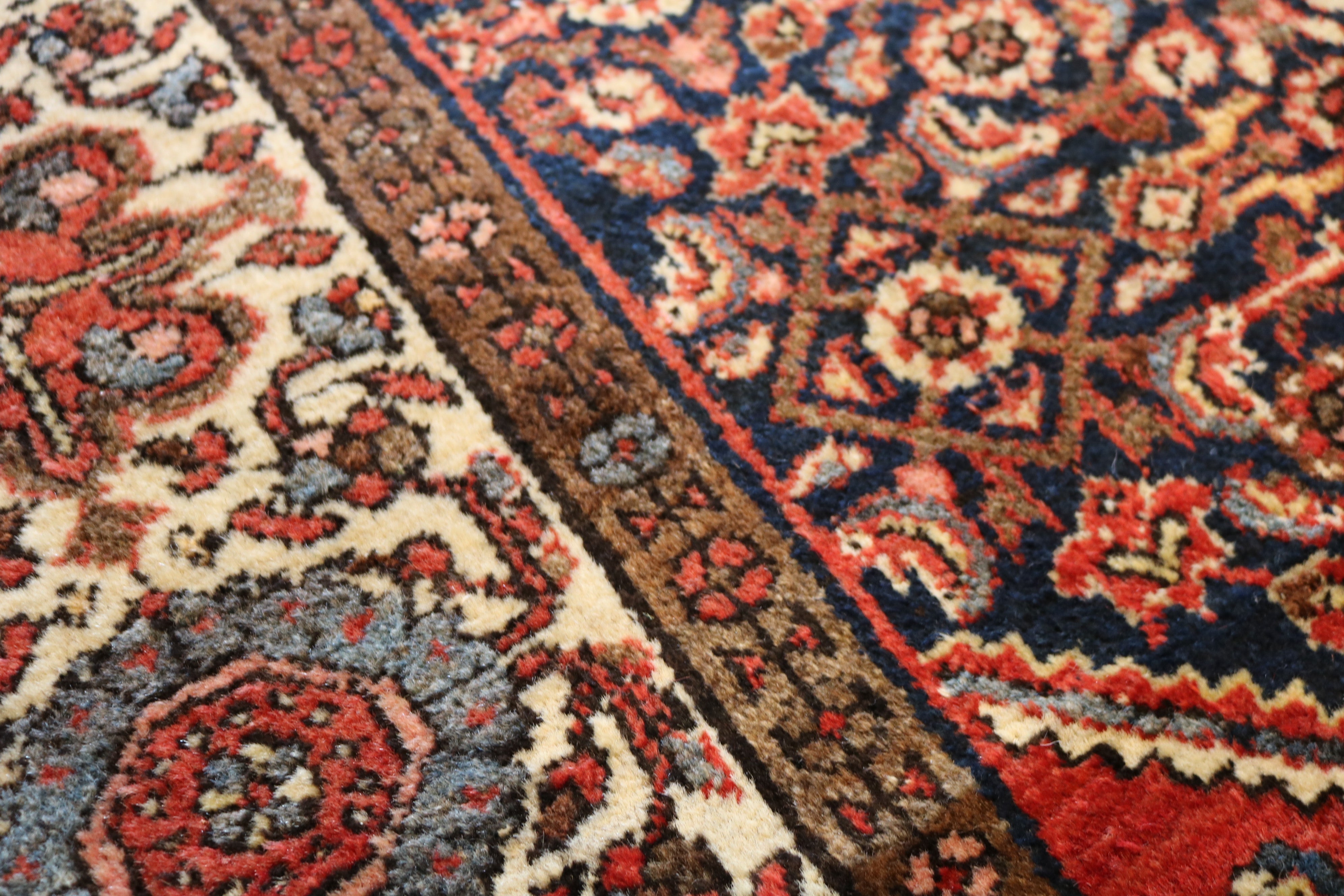 Antique Persian Malayer Rug, 220 × 153 cm, Circa 1900