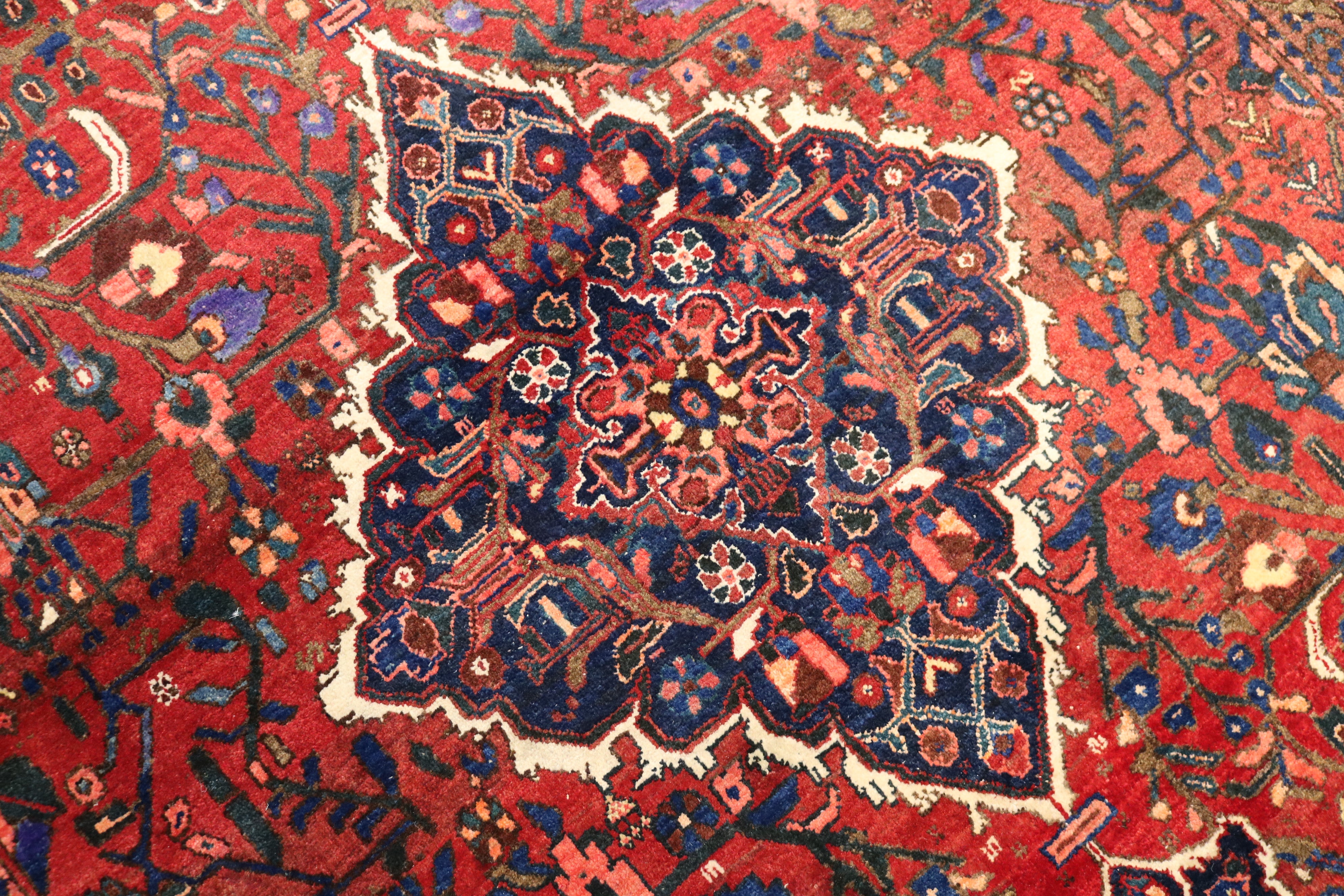 Antique Persian Abadeh Rug, 207 × 148 cm, Circa 1920