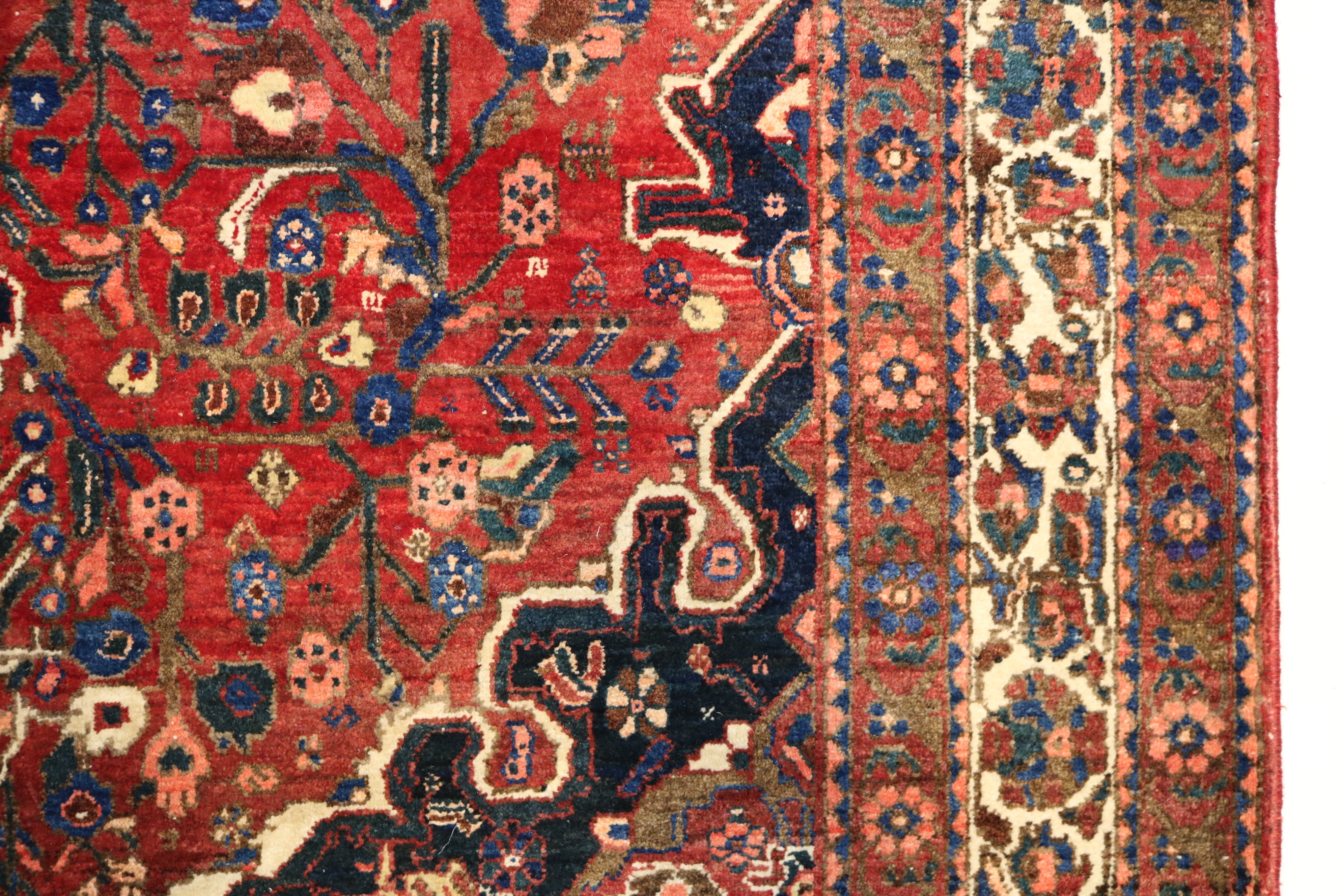 Antique Persian Abadeh Rug, 207 × 148 cm, Circa 1920