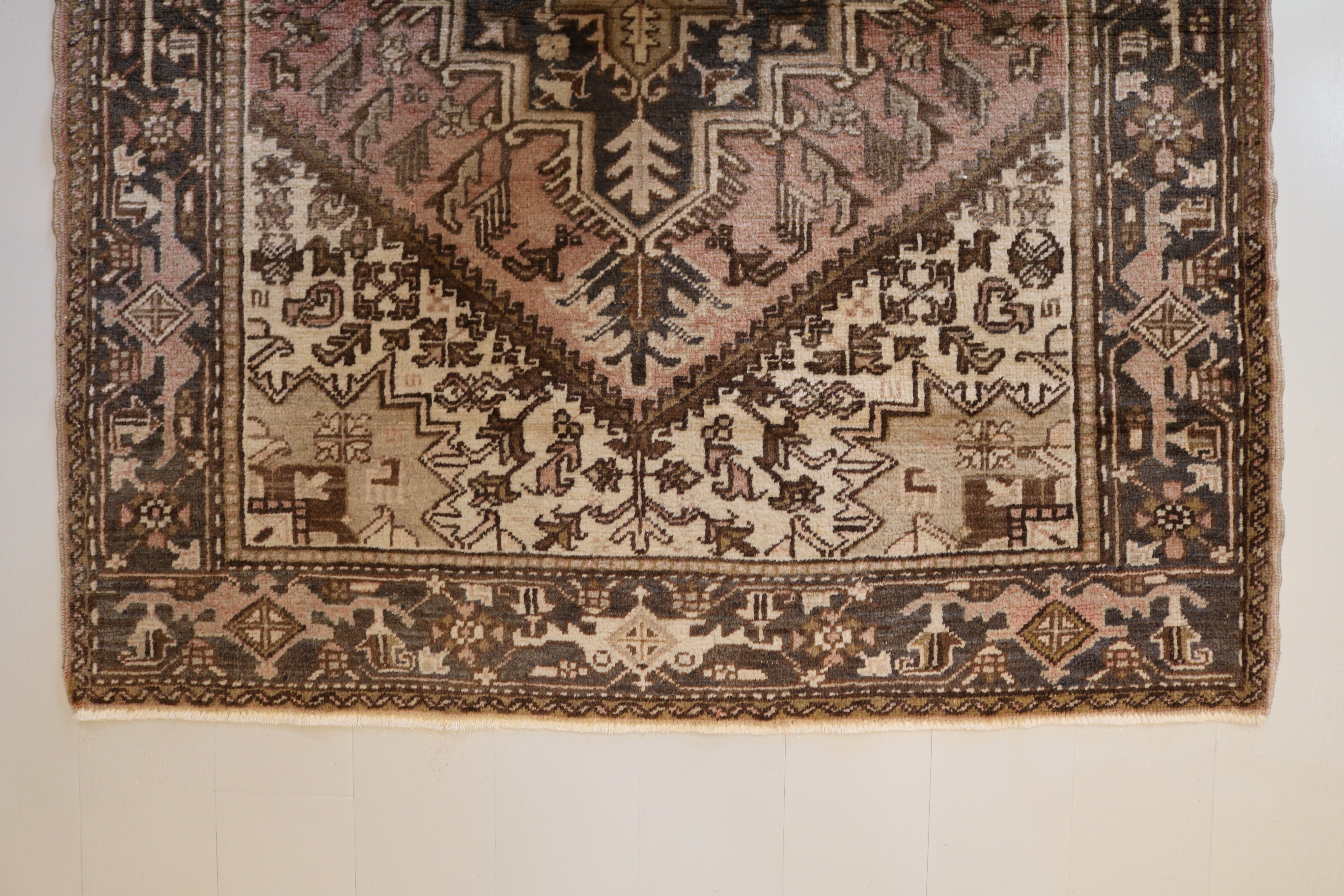 Antique Persian Heriz Rug, 197 × 152 cm, Circa 1930
