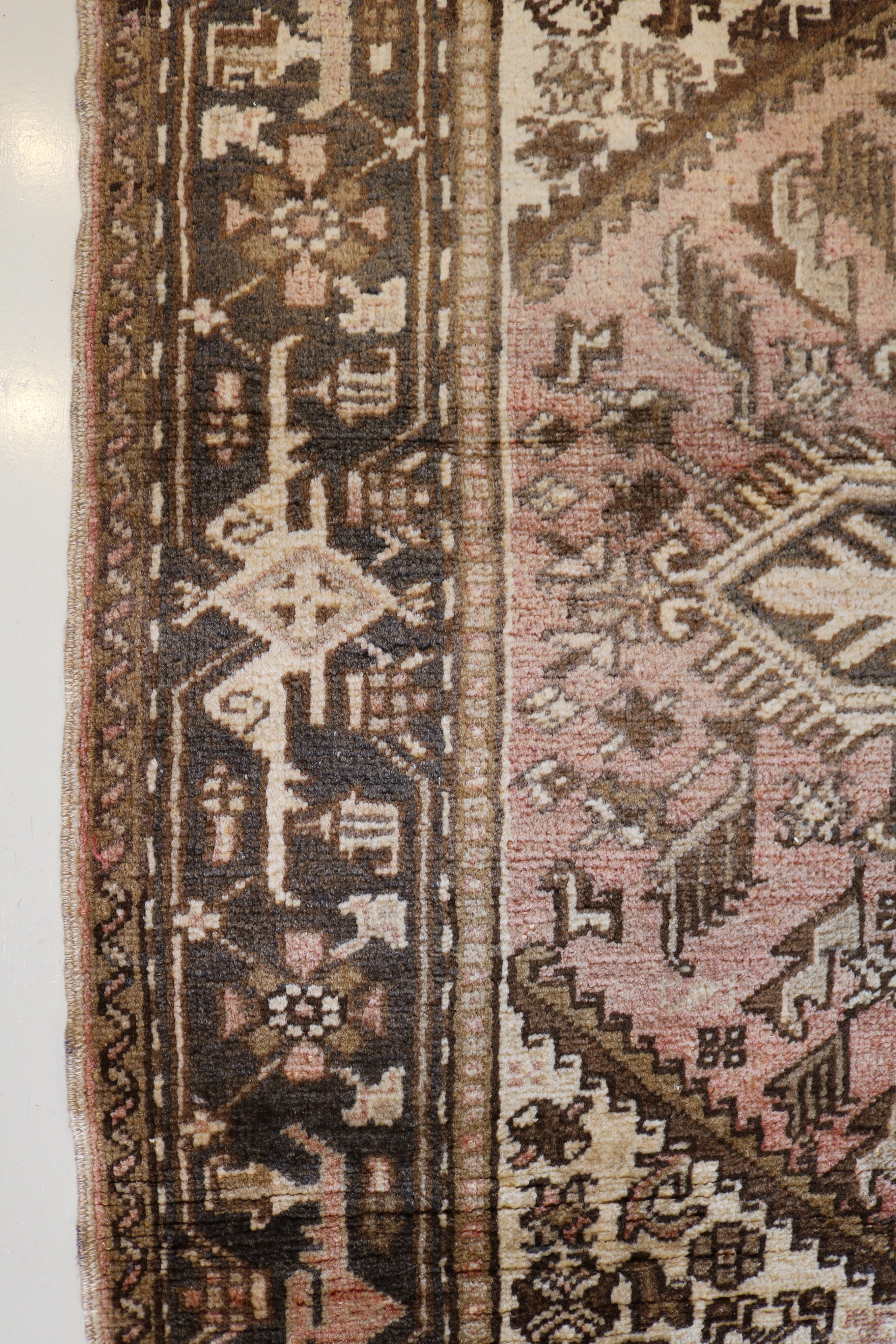 Antique Persian Heriz Rug, 197 × 152 cm, Circa 1930