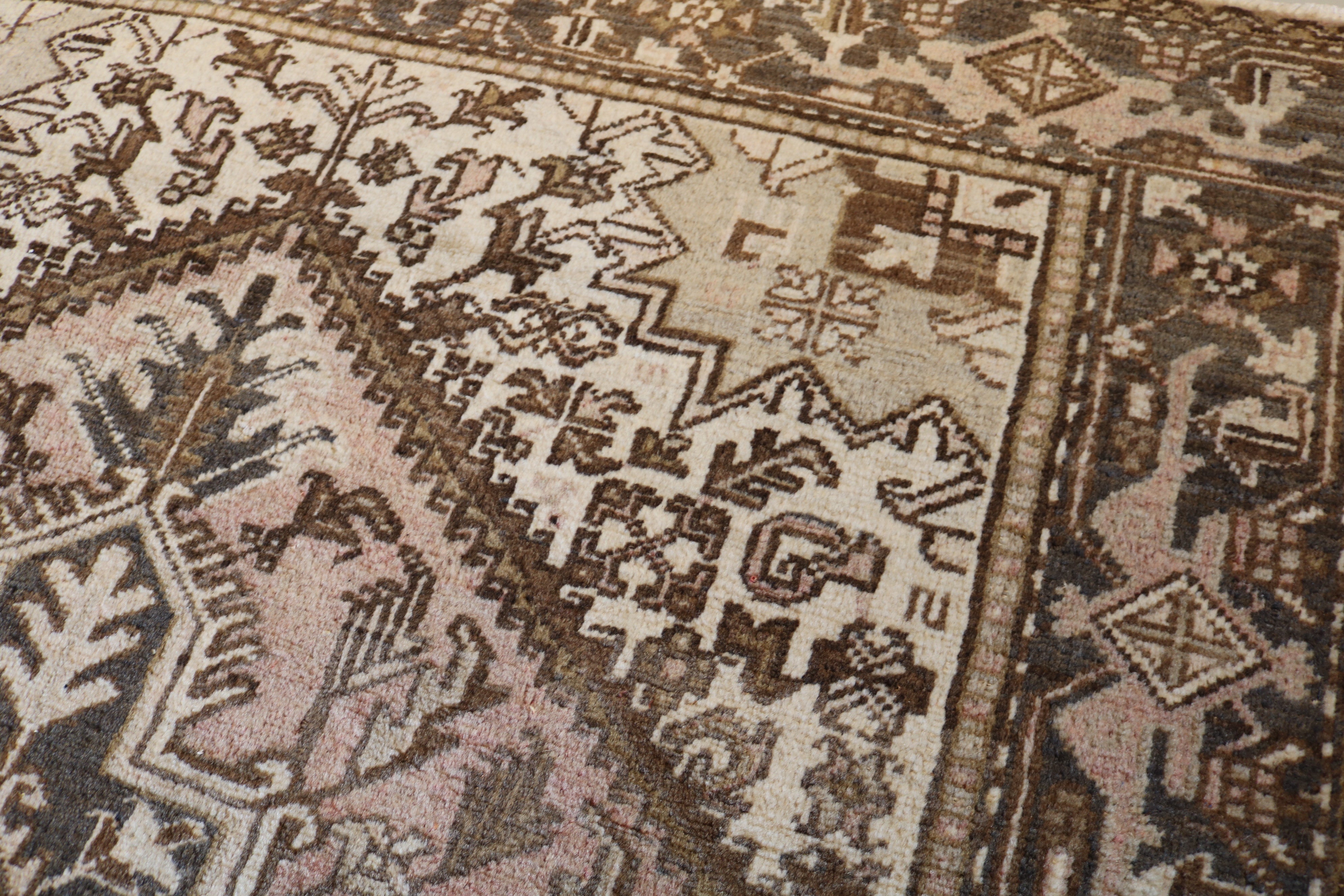 Antique Persian Heriz Rug, 197 × 152 cm, Circa 1930