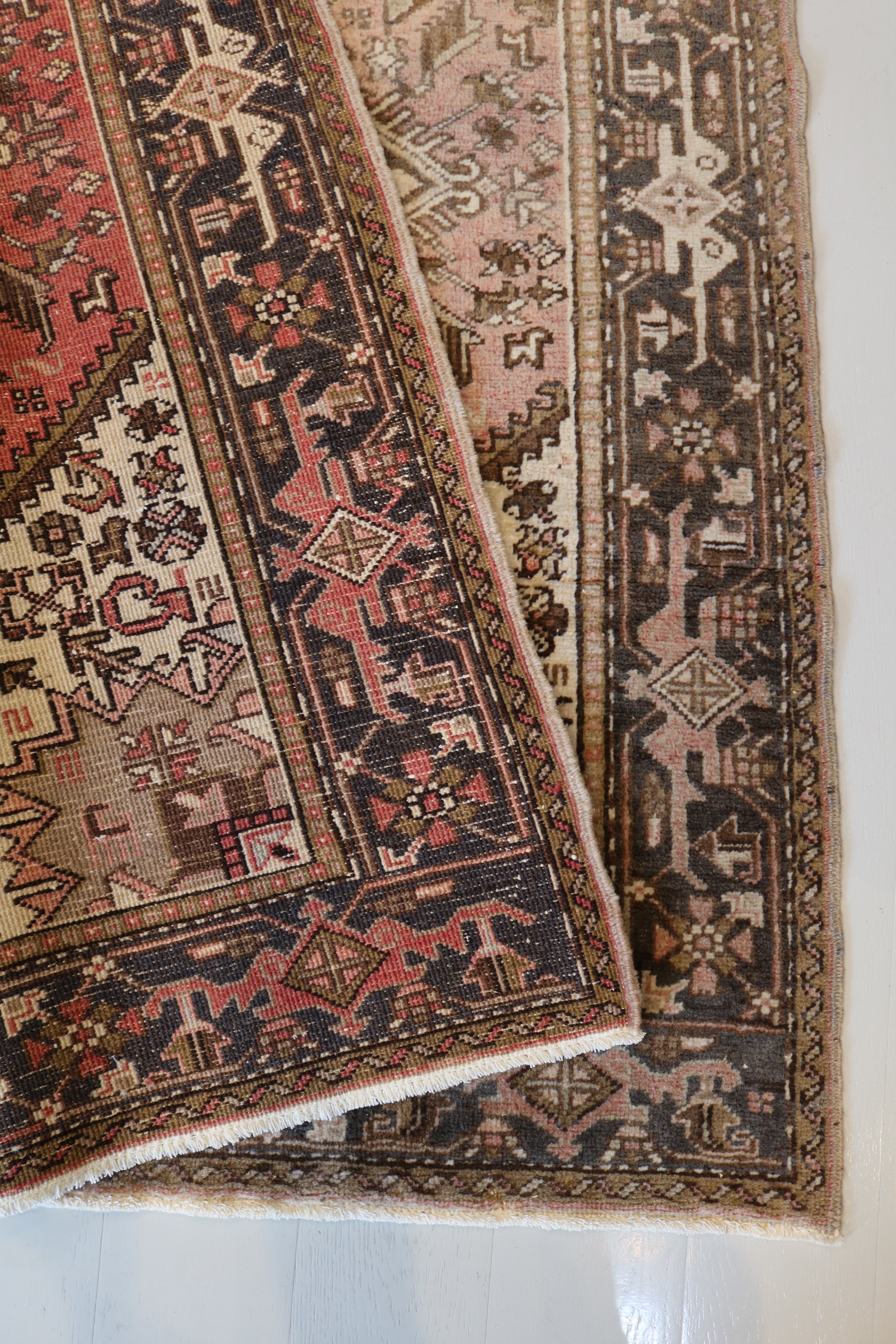 Antique Persian Heriz Rug, 197 × 152 cm, Circa 1930