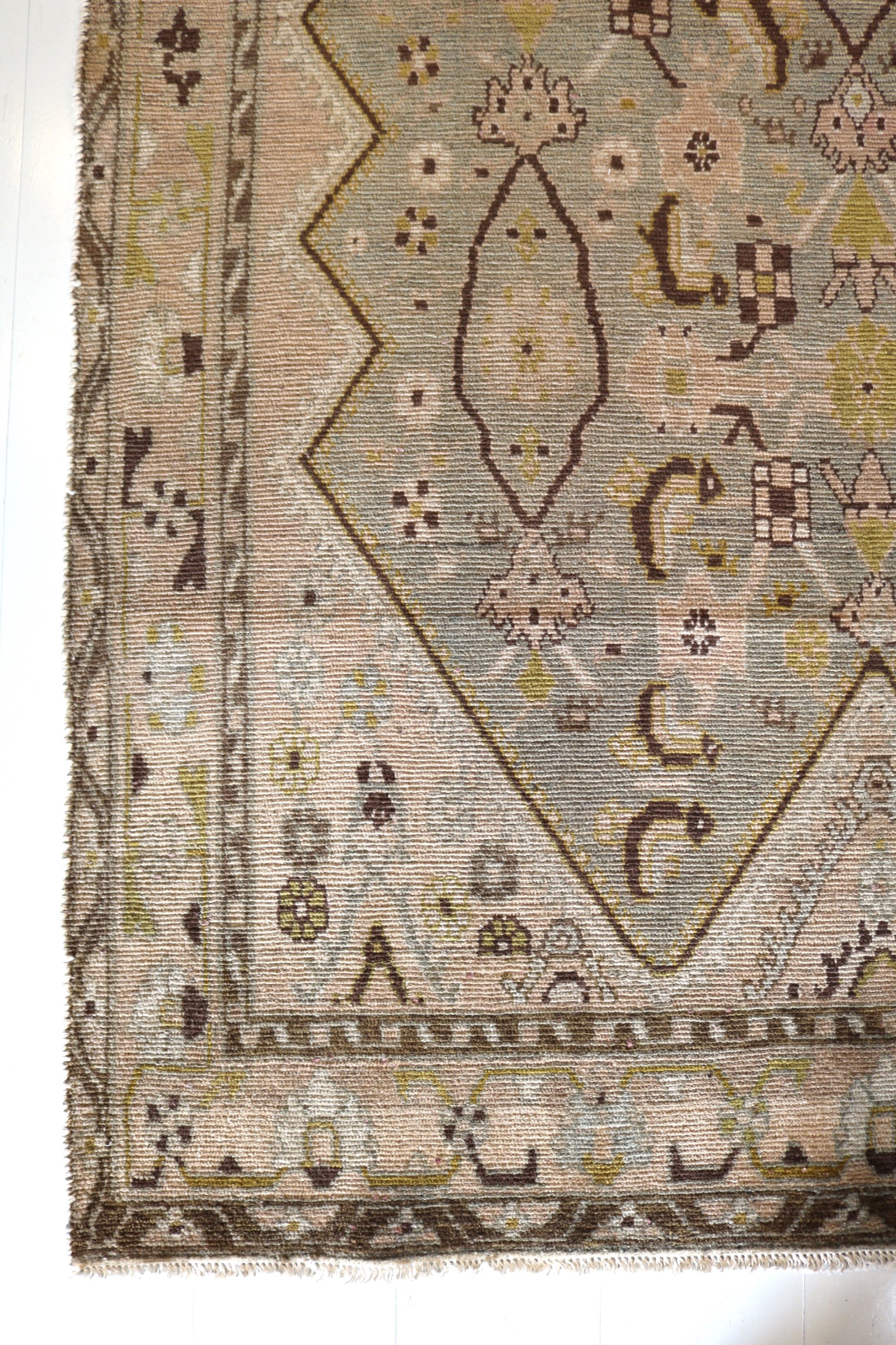 Antique Persian Malayer Rug, 230 × 143 cm, Circa 1940