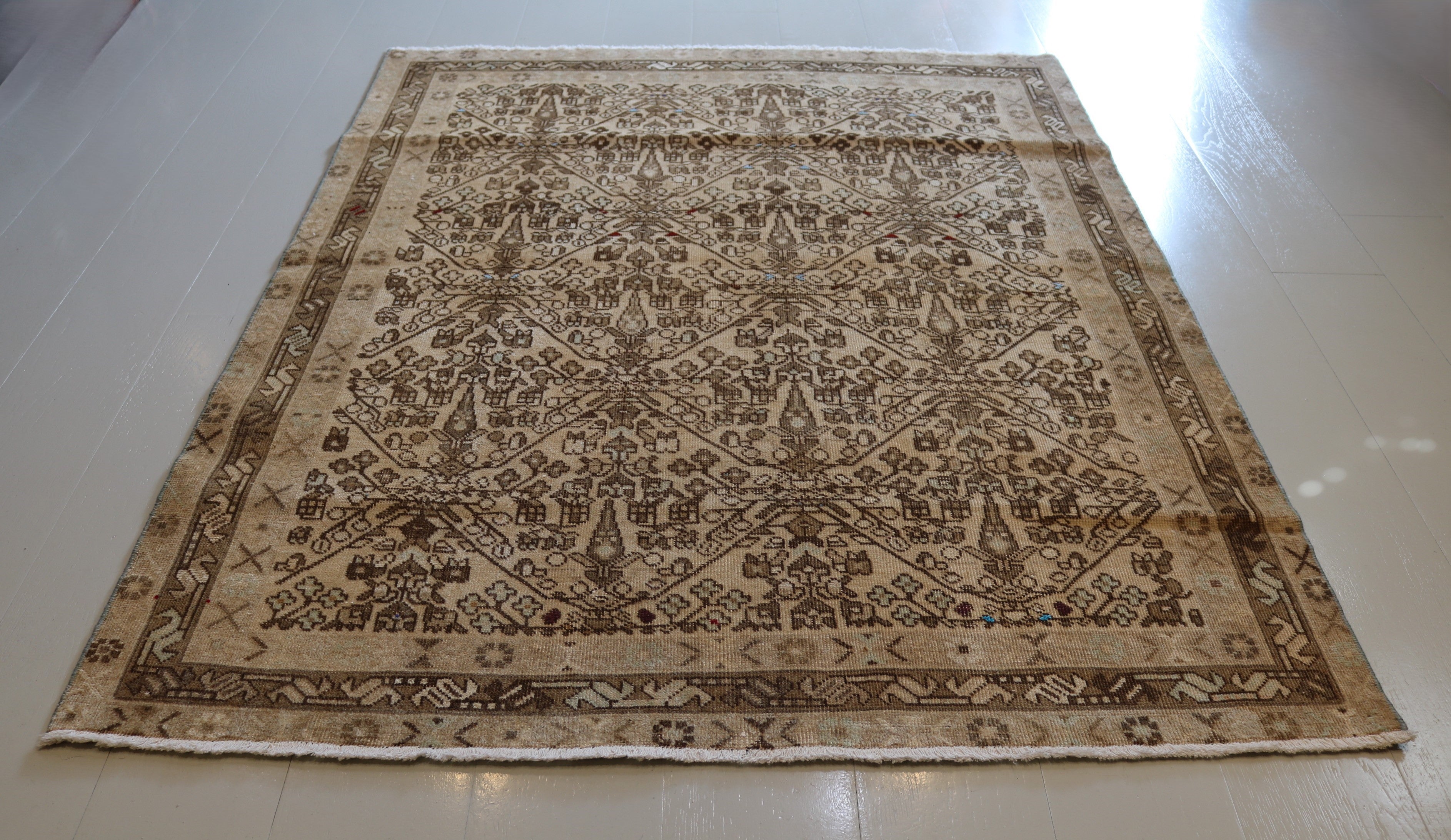 Antique Persian Afshar Rug, 180 × 135 cm, Circa 1920