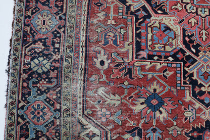 Fine Antique Heriz Carpet