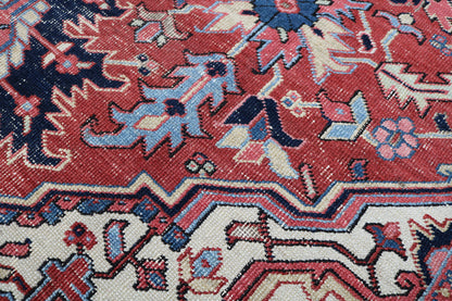 Fine Antique Heriz Carpet