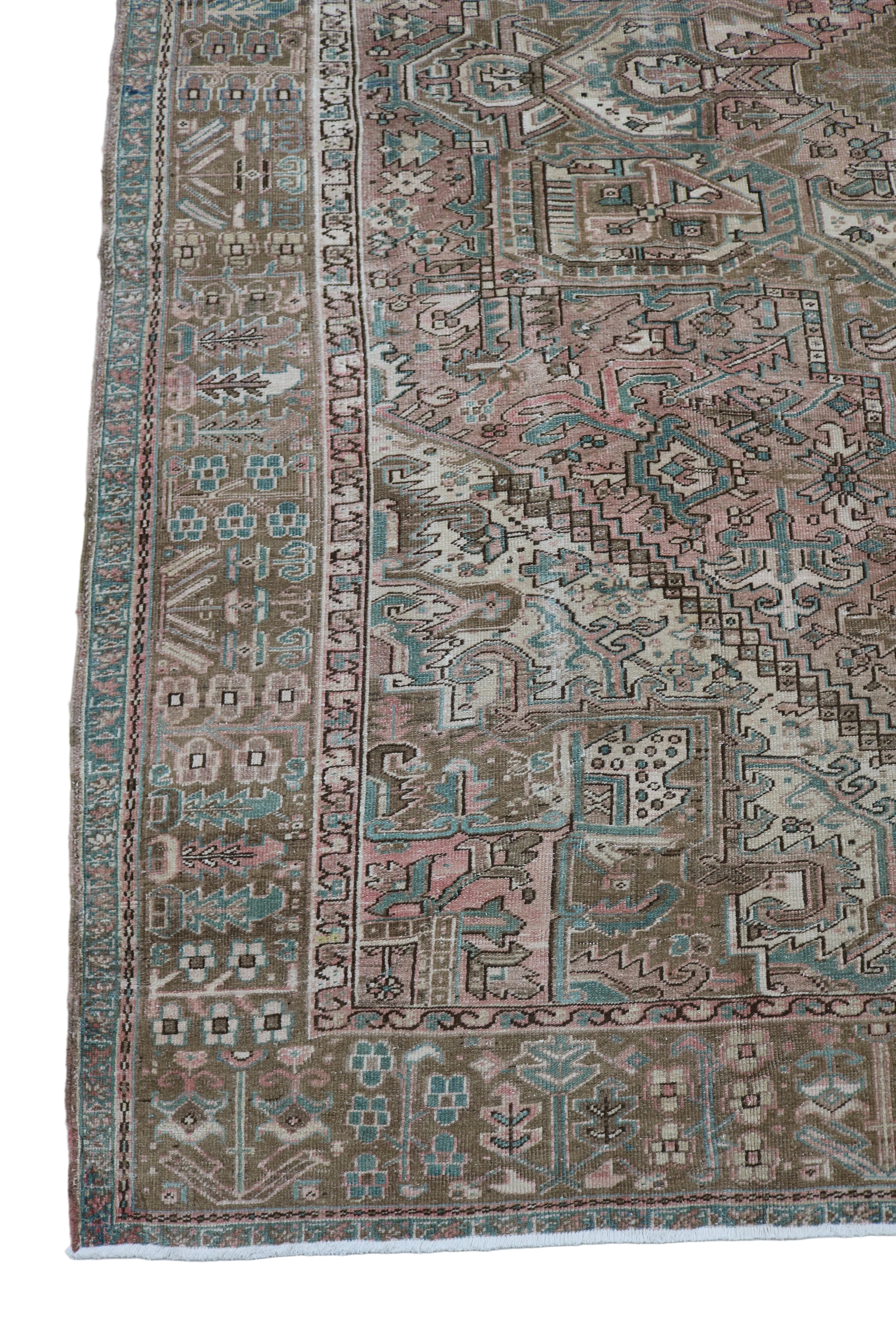 Long view of antique Persian Heriz carpet showing grand scale and bold geometric design, 400 × 296 cm
