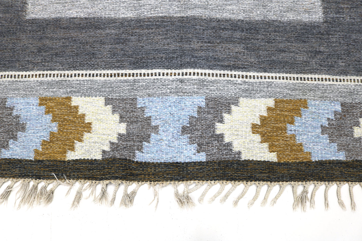 Vintage Swedish Kilim Rug, 235x161 cm (circa 1950s–1960s)