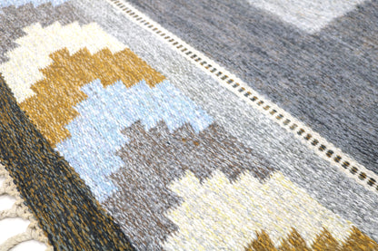 Vintage Swedish Kilim Rug, 235x161 cm (circa 1950s–1960s)