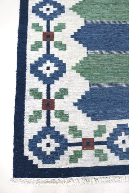 Vintage Swedish Kilim Rug, 235x168 cm (circa 1950s–1960s)