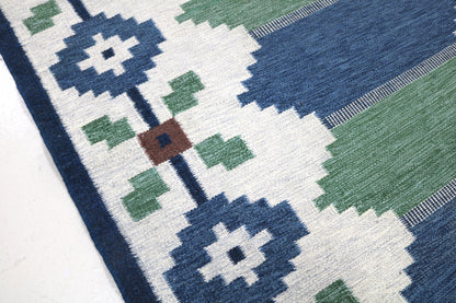 Vintage Swedish Kilim Rug, 235x168 cm (circa 1950s–1960s)