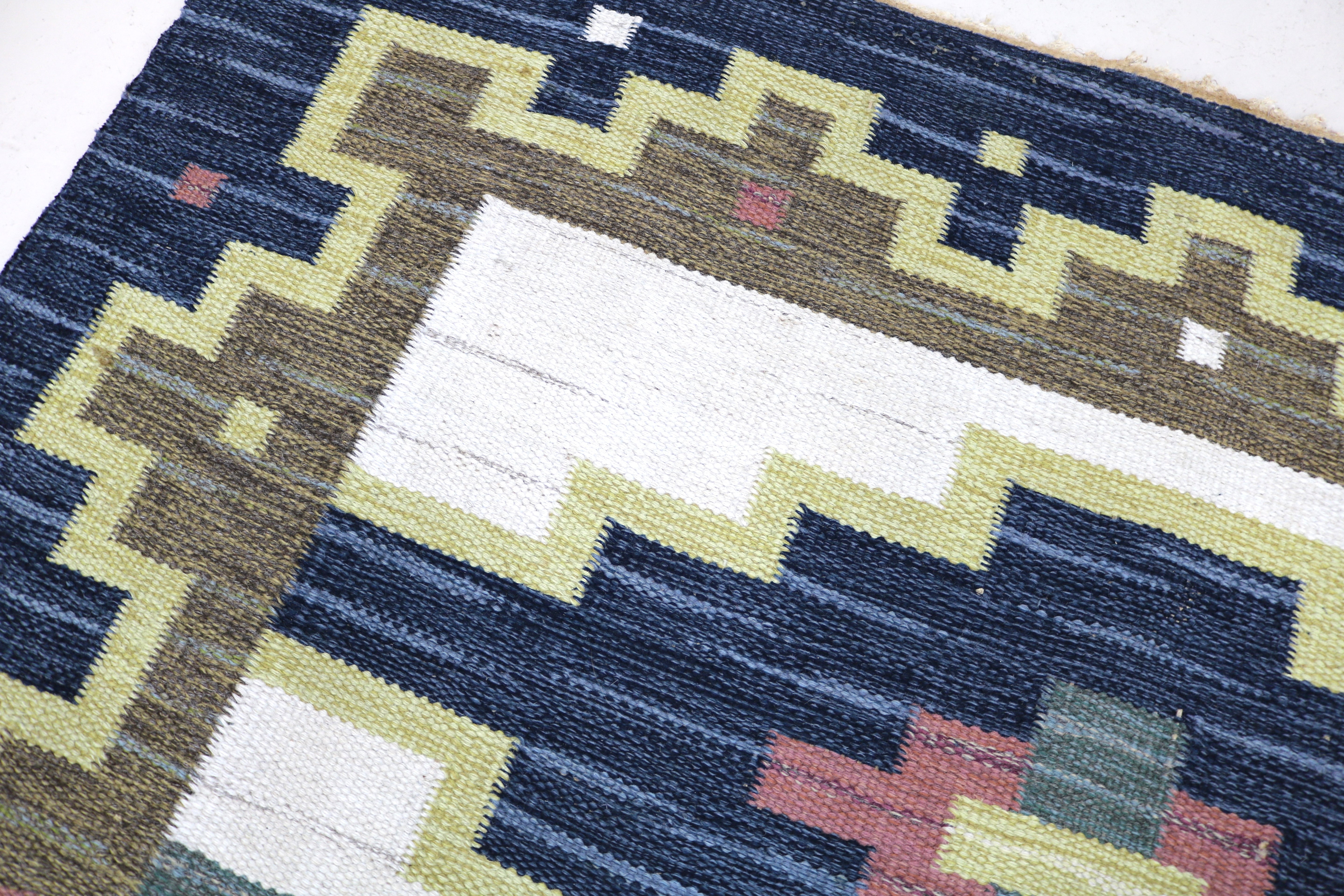 Vintage Swedish Kilim Rug, 202 × 143 cm (circa 1950s–1960s)