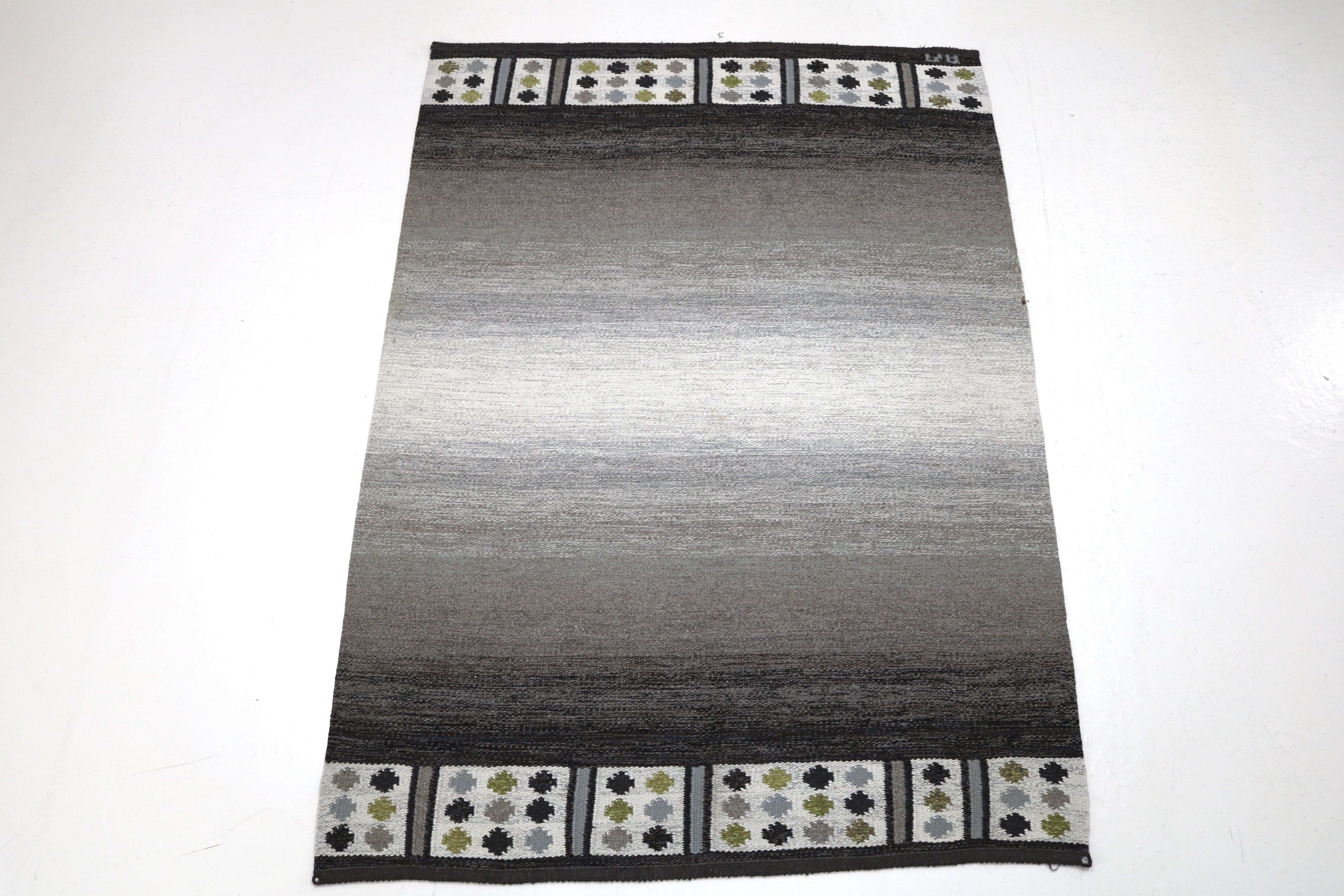 Vintage Swedish Kilim Rug, 200 × 138 cm (circa 1950s–1960s)