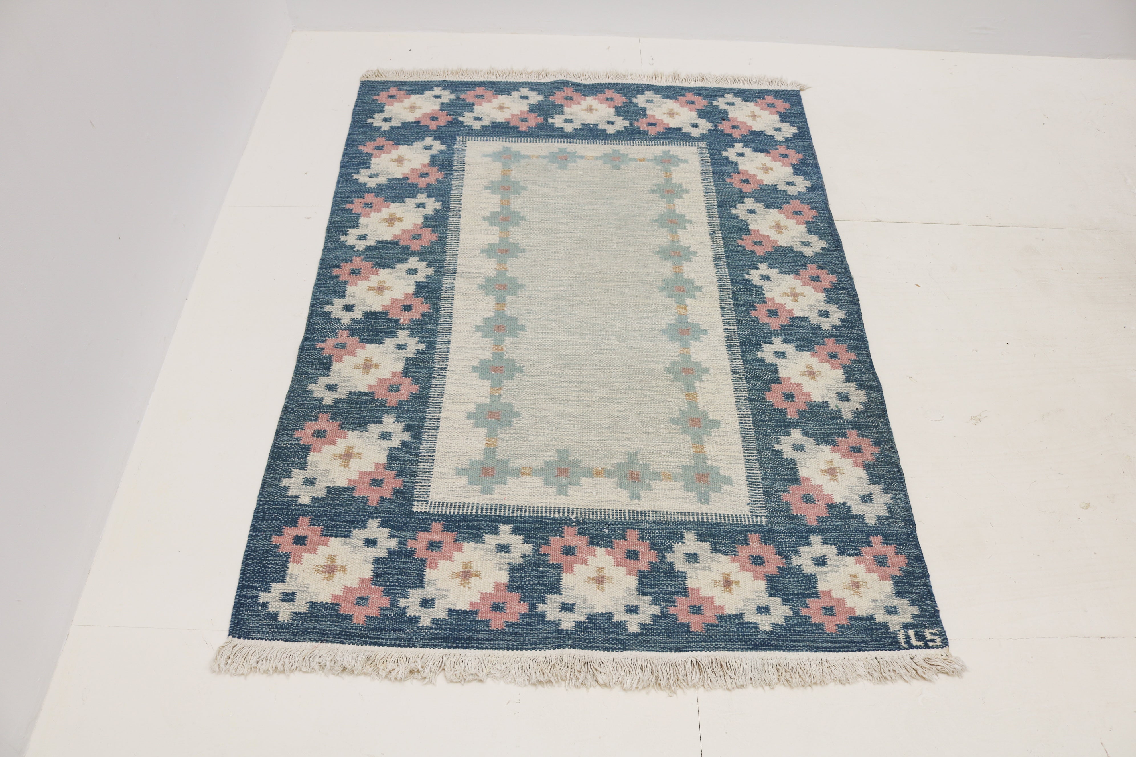 Mid-century Swedish kilim rug in soft blue, ivory and dusty pink wool