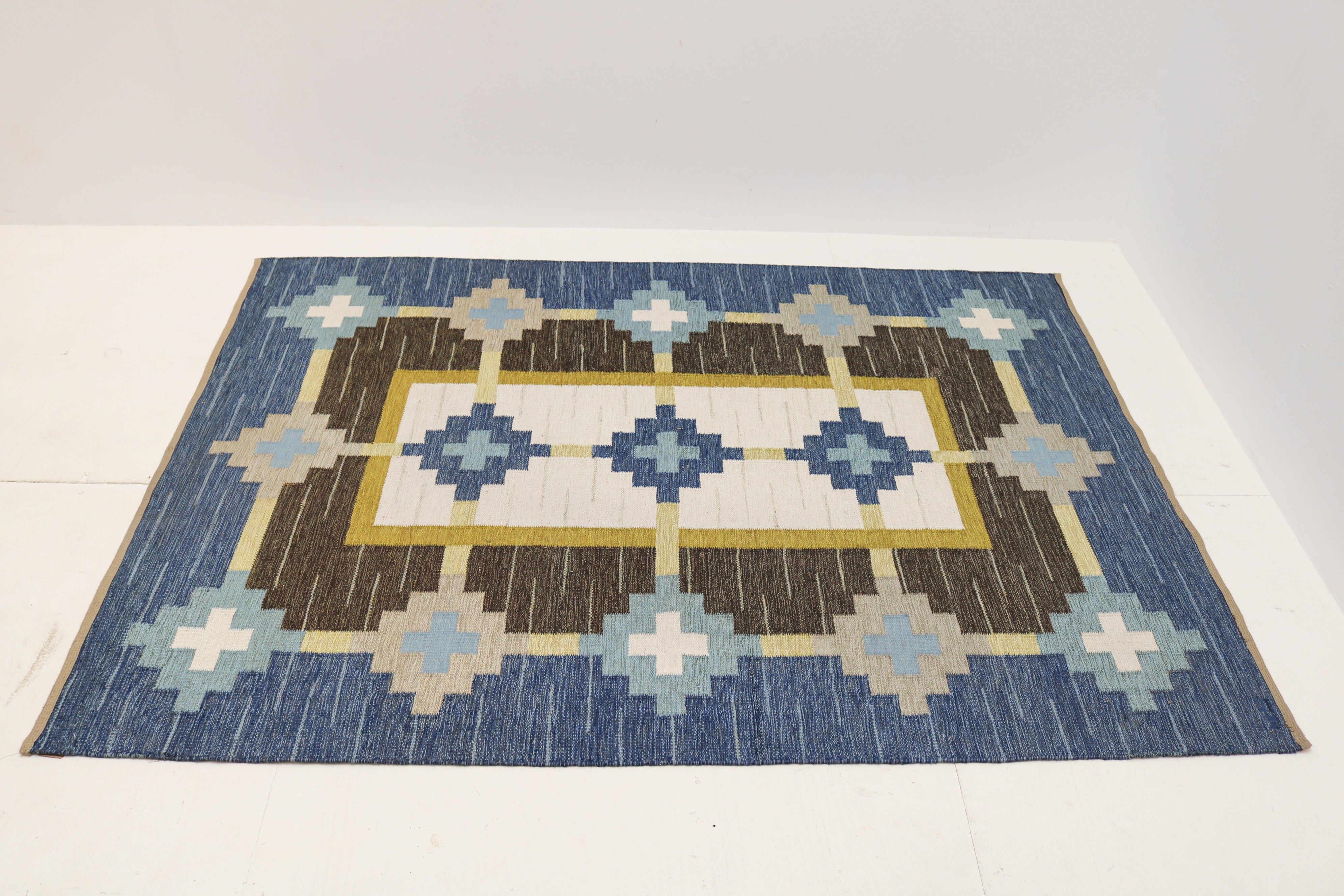 Handwoven Swedish flatweave rug with mid-century Scandinavian geometric design