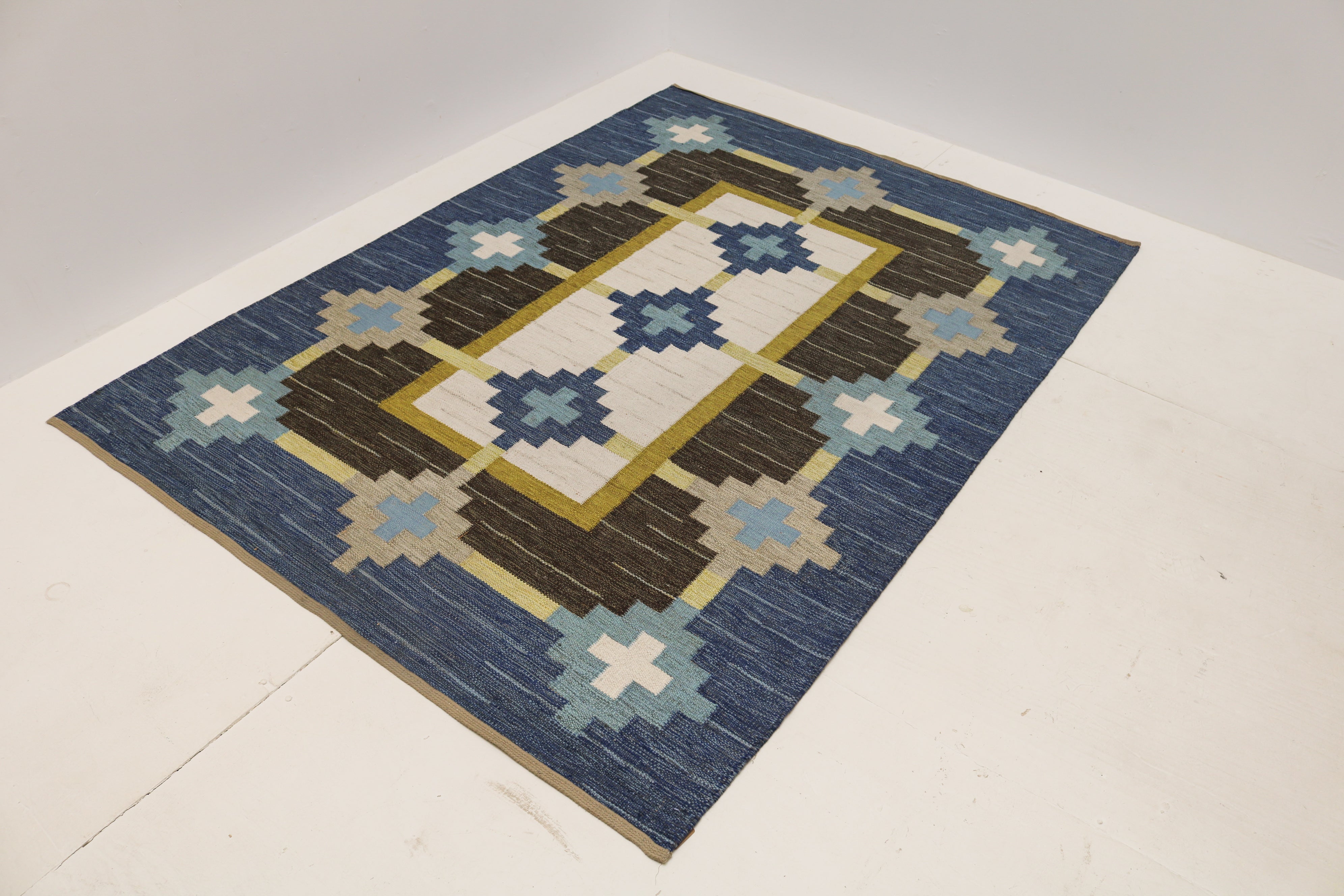 Vintage Swedish wool kilim 237 × 170 cm showing full geometric pattern
