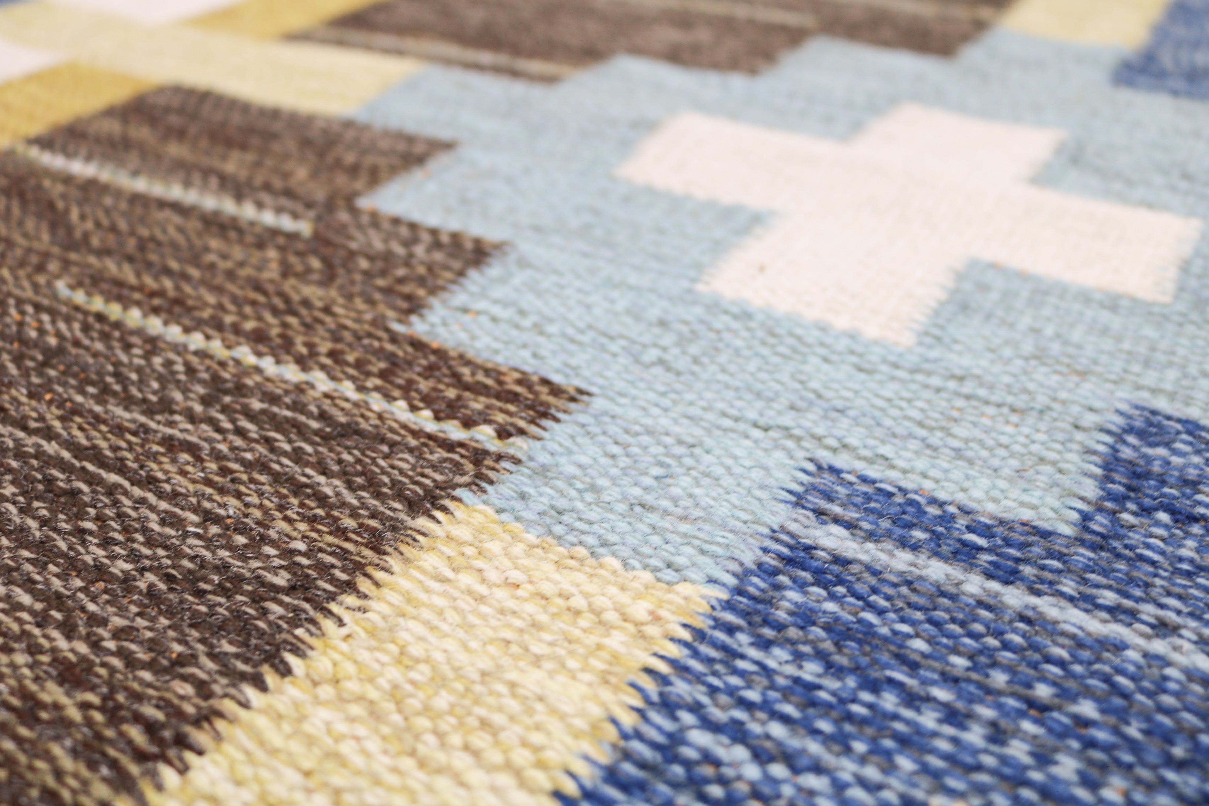 Vintage Swedish kilim rug 188 × 137 cm, handwoven wool Scandinavian flatweave 9