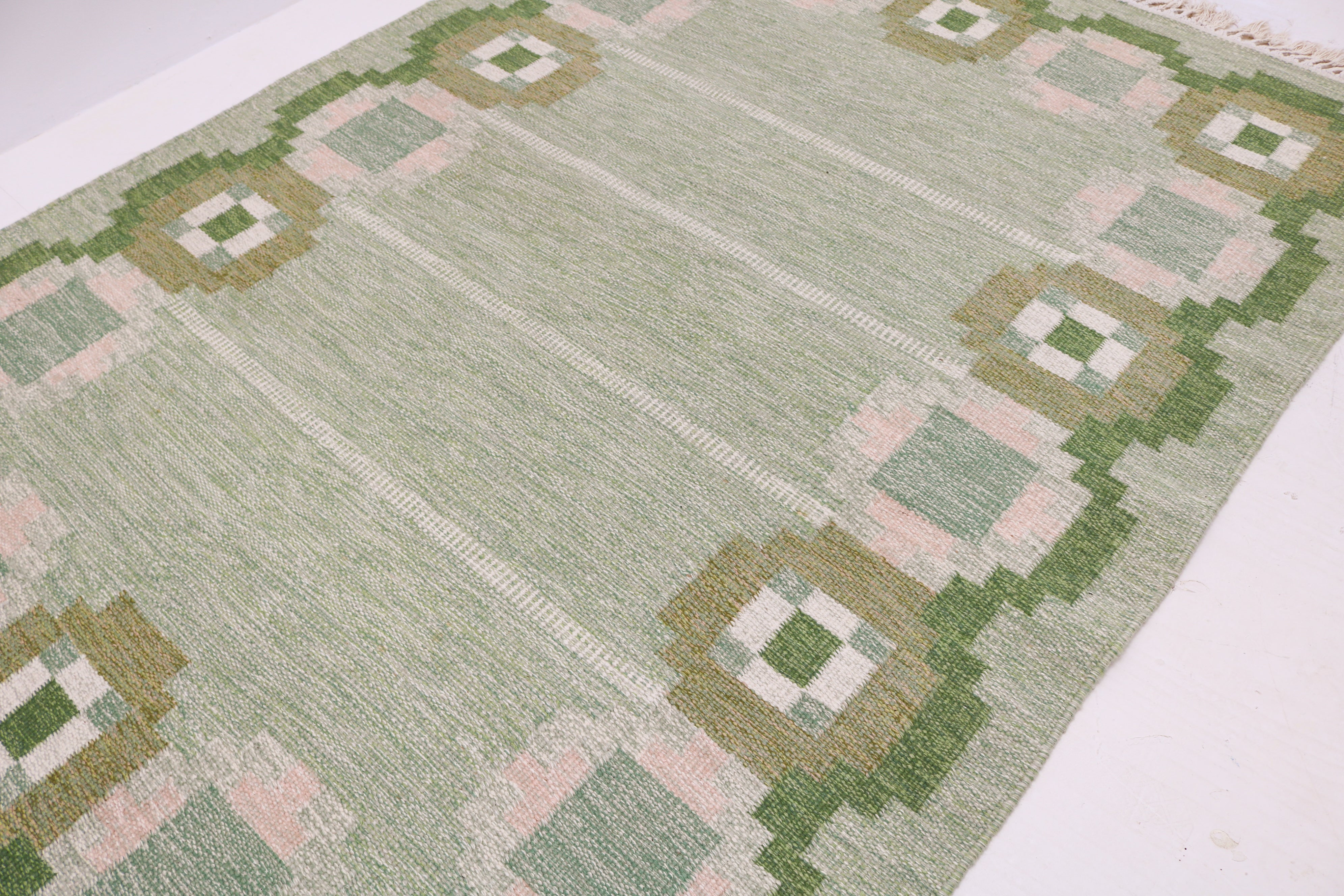 Vintage Swedish kilim rug 188 × 137 cm, handwoven wool Scandinavian flatweave 6